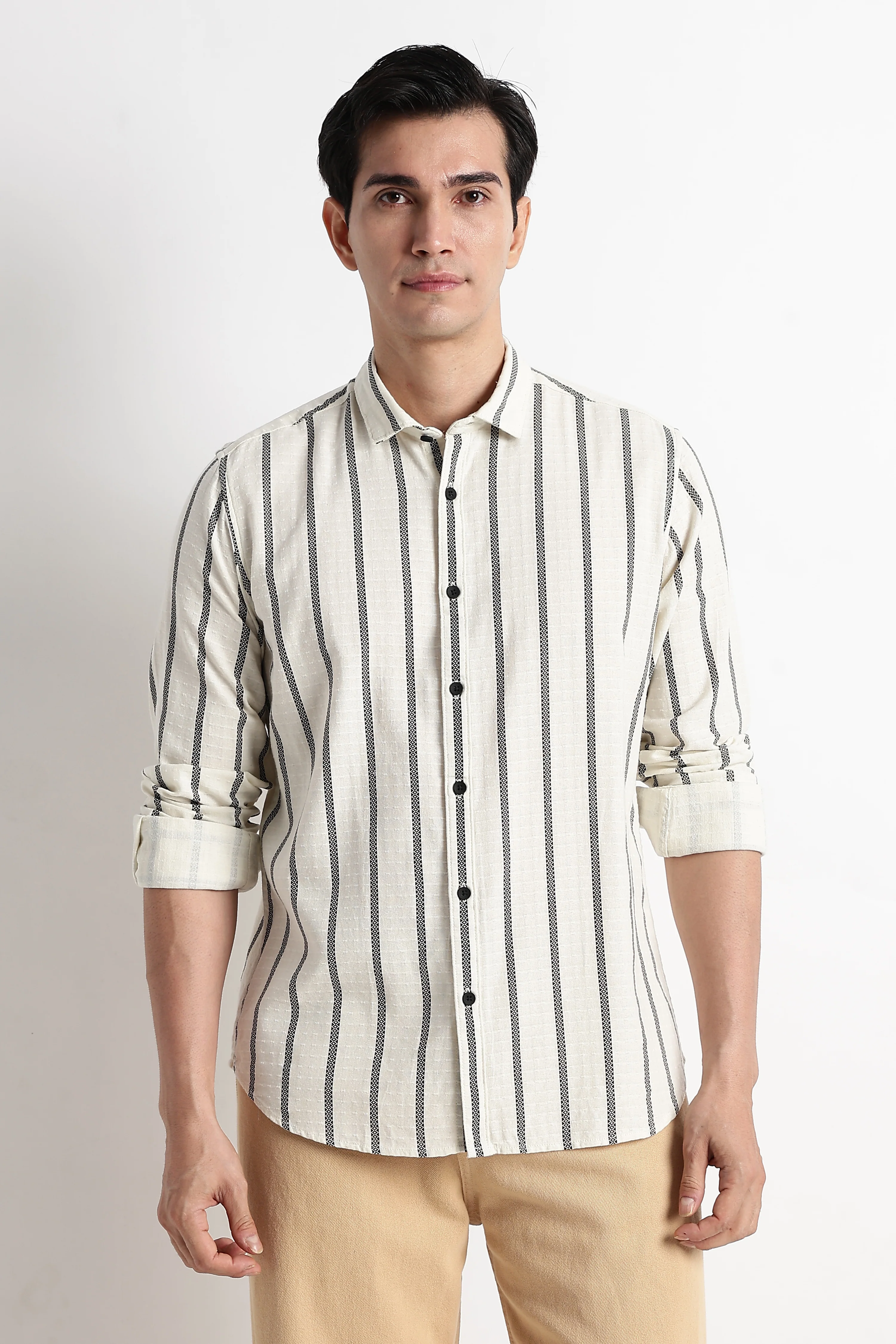Men Vertical Stripe Textured Shirt - Image 4