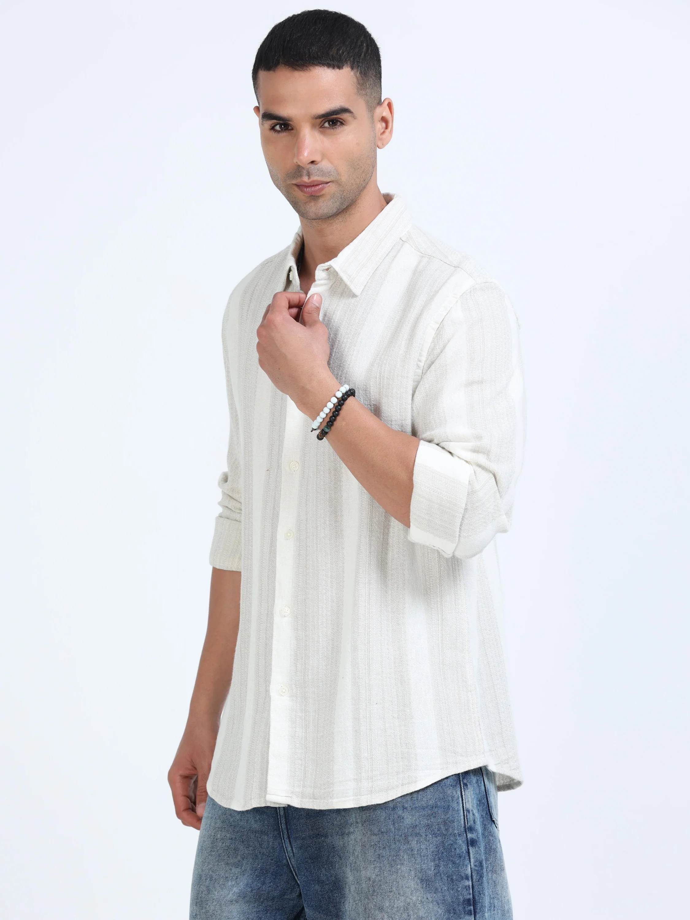 Men Vertical Striped Casual Shirt - Image 2