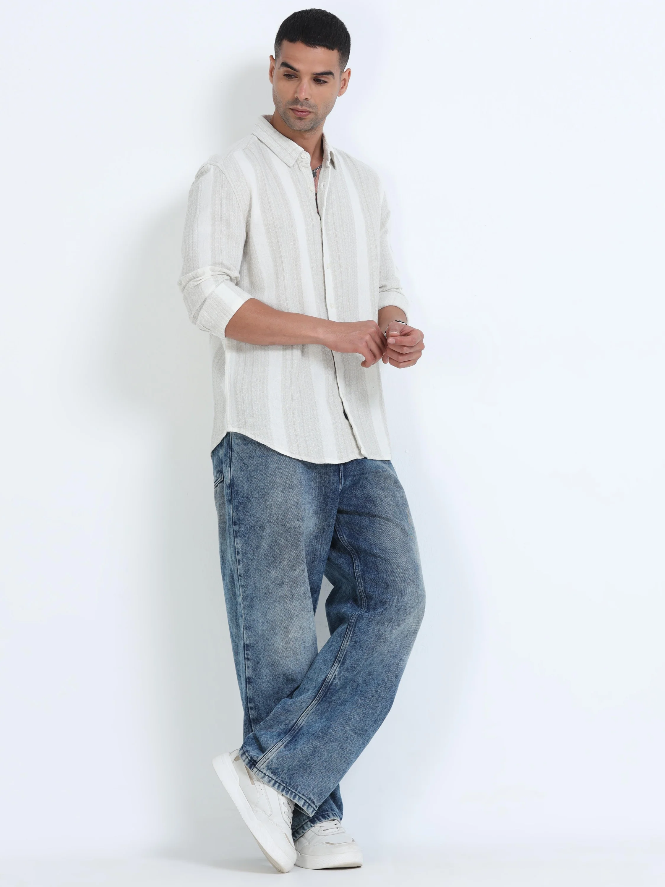 Men Vertical Striped Casual Shirt - Image 6