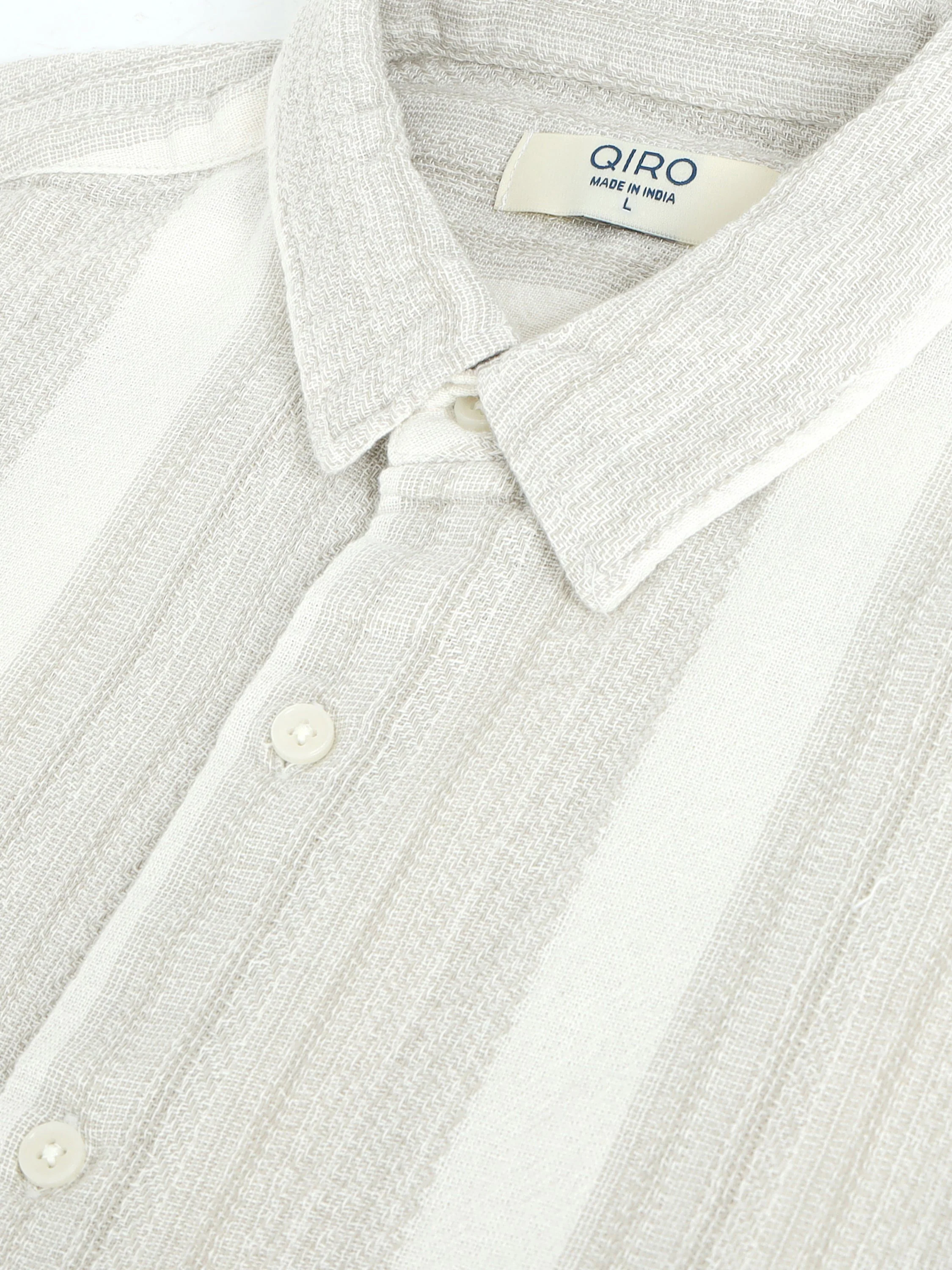 Men Vertical Striped Casual Shirt - Image 7