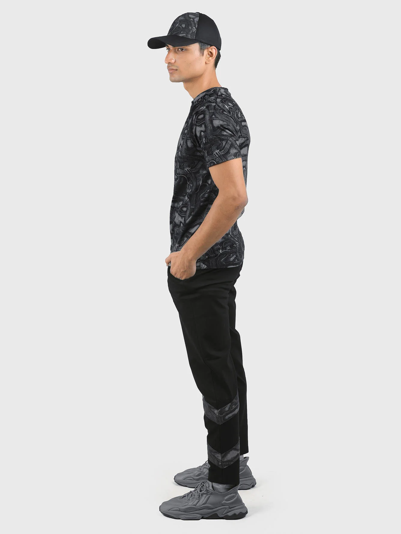 Men Visceral wires Tee - Image 3