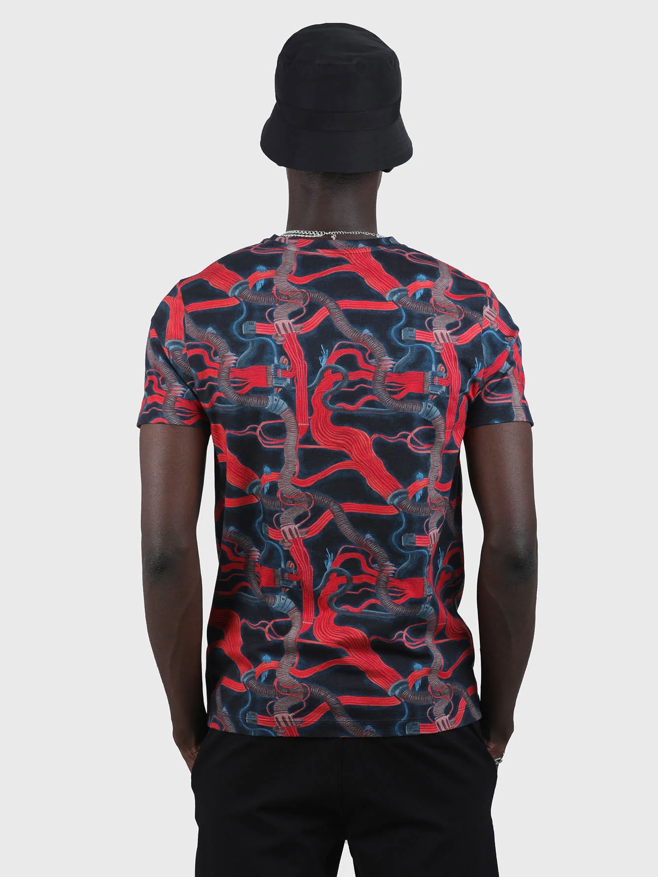 Men Visceral Wires Tee - Image 4