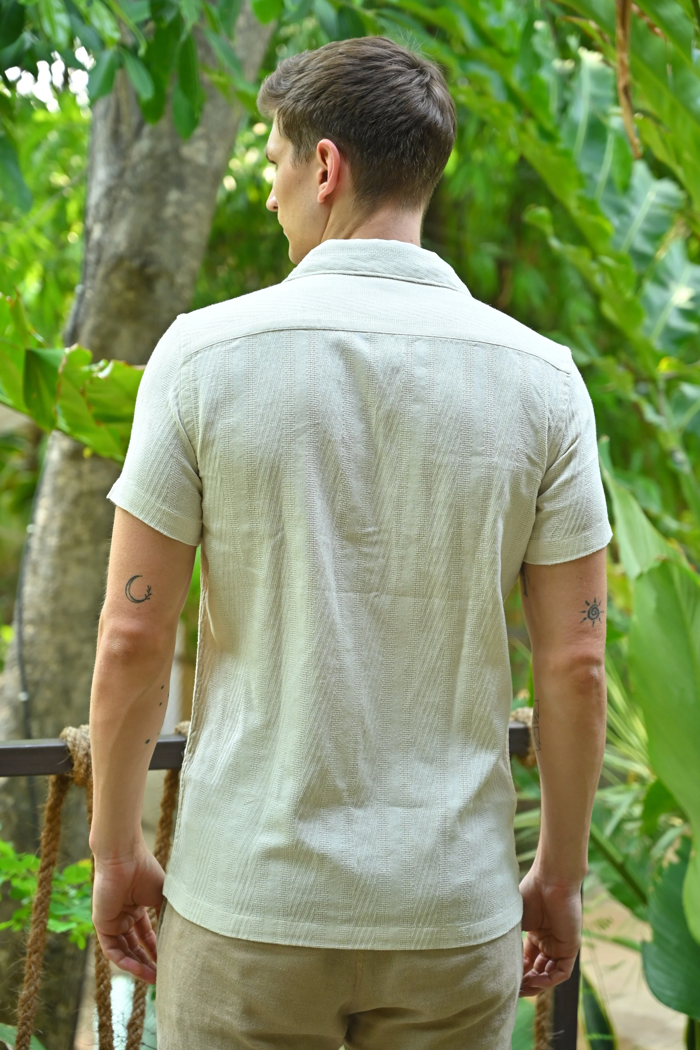 Men Walker Structured Pocketed Plain Shirt Cream - Image 3