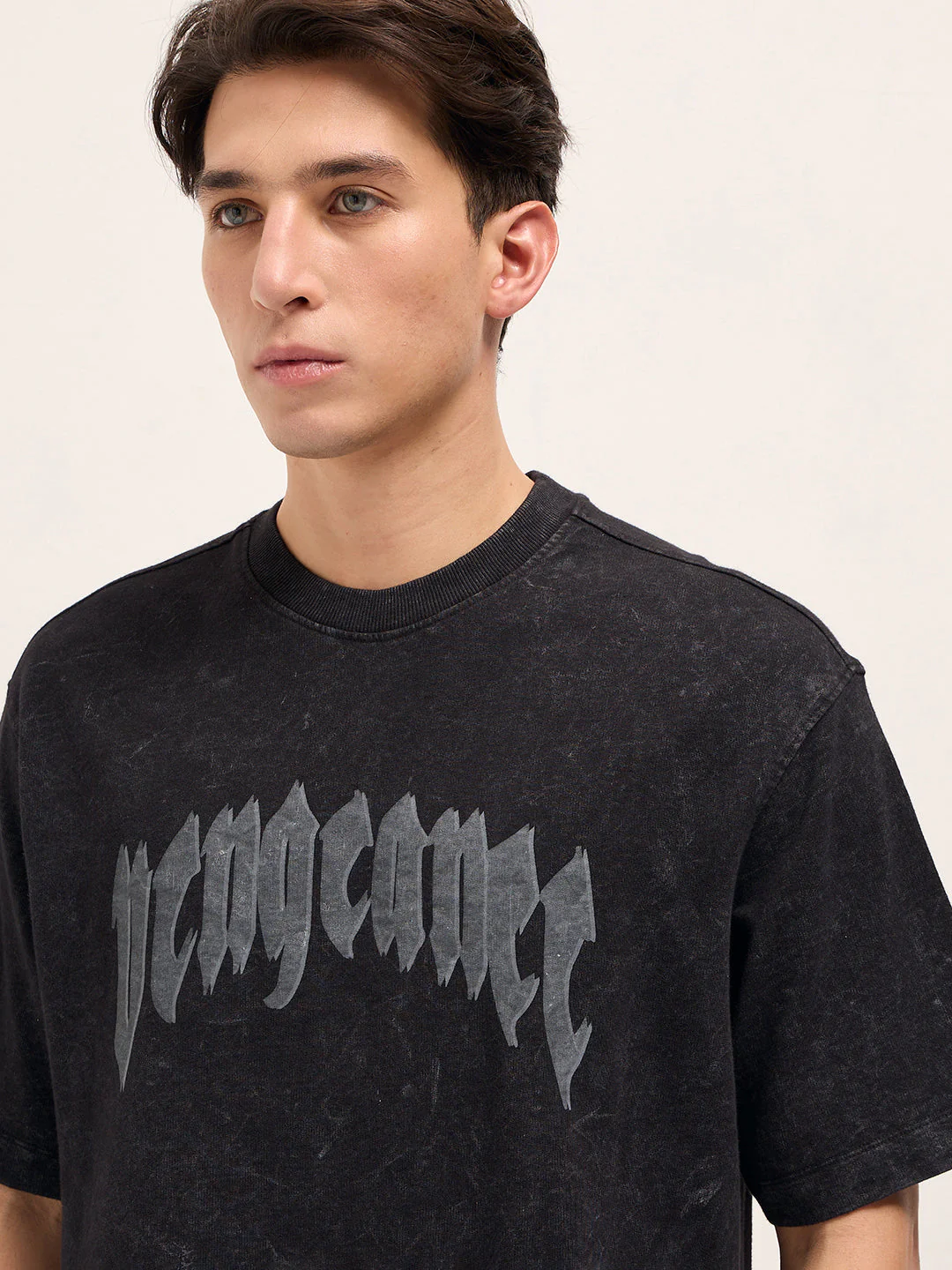 Men Washed Black Graphic Back Print Oversized Crew Neck T-Shirt - Image 5