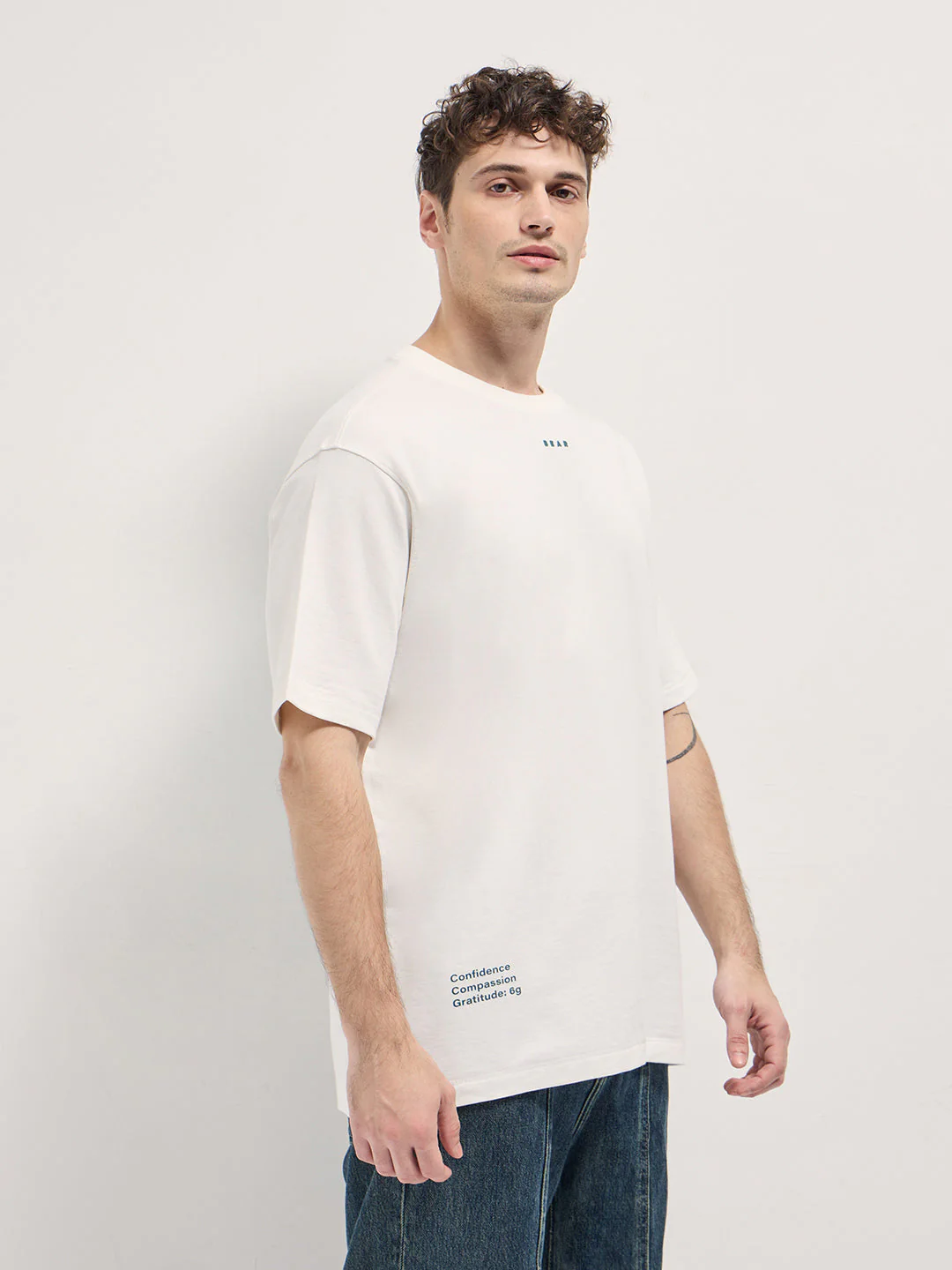 Men White 3D Graphic Back Printed Oversize Crew Neck T-shirt - Image 3