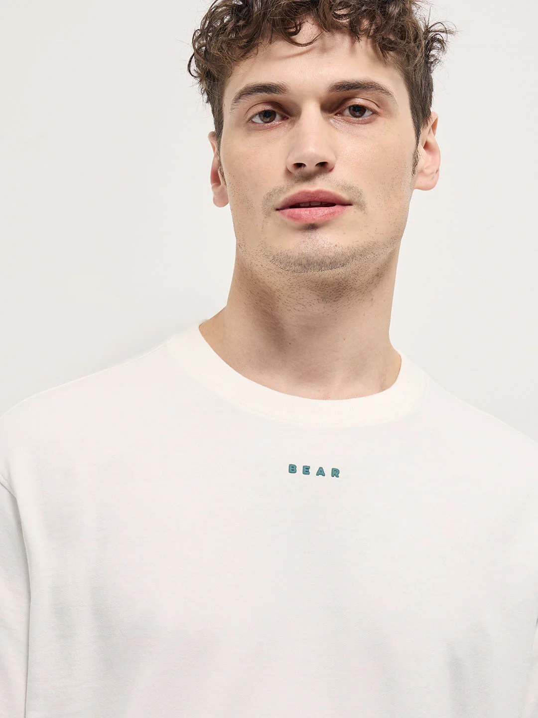 Men White 3D Graphic Back Printed Oversize Crew Neck T-shirt - Image 5