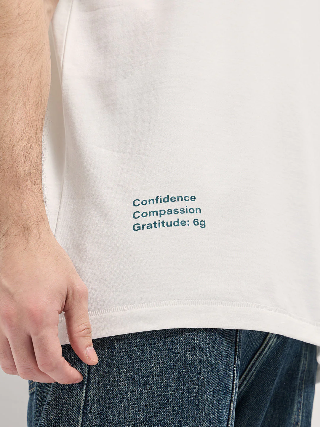 Men White 3D Graphic Back Printed Oversize Crew Neck T-shirt - Image 6