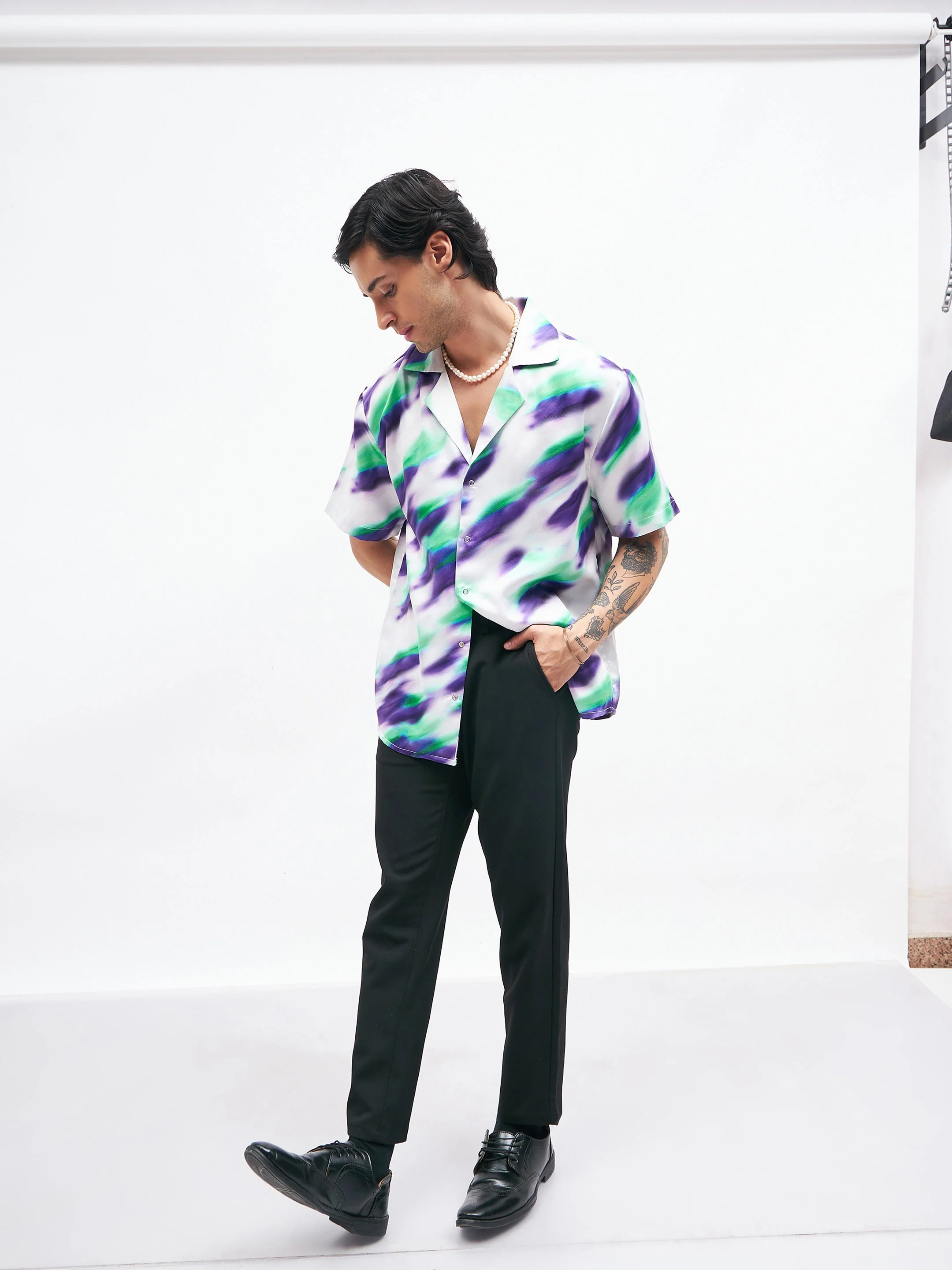 Men White Abstract Short Sleeves Satin Shirt - Image 2