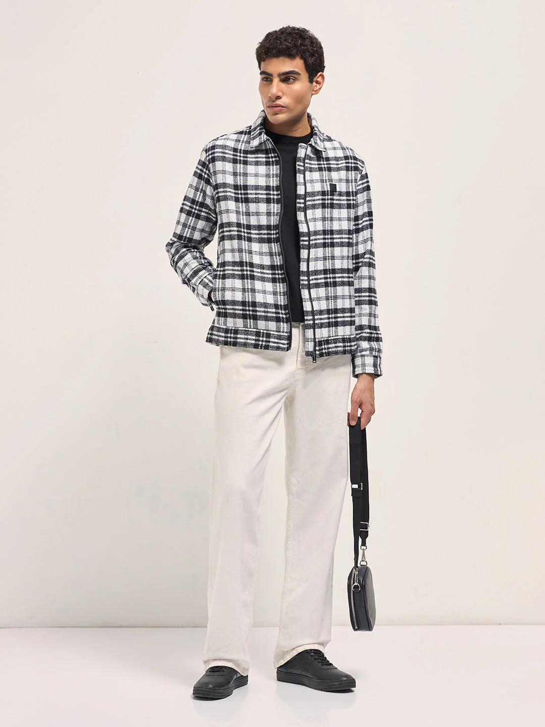 Men White & Black Regular Fit Flannel Check Jacket - Image 4