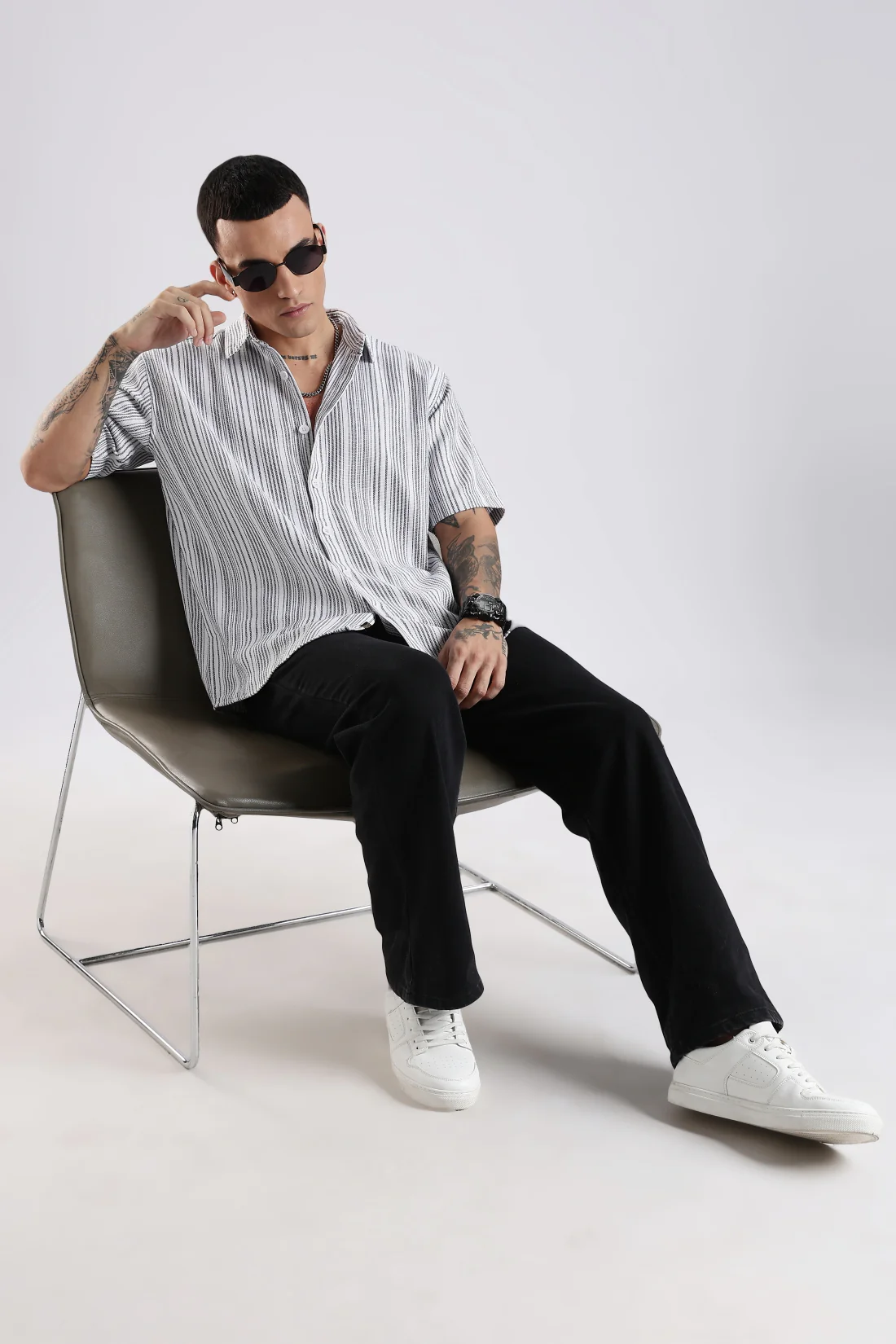 Men White Casual Shirt - Image 5