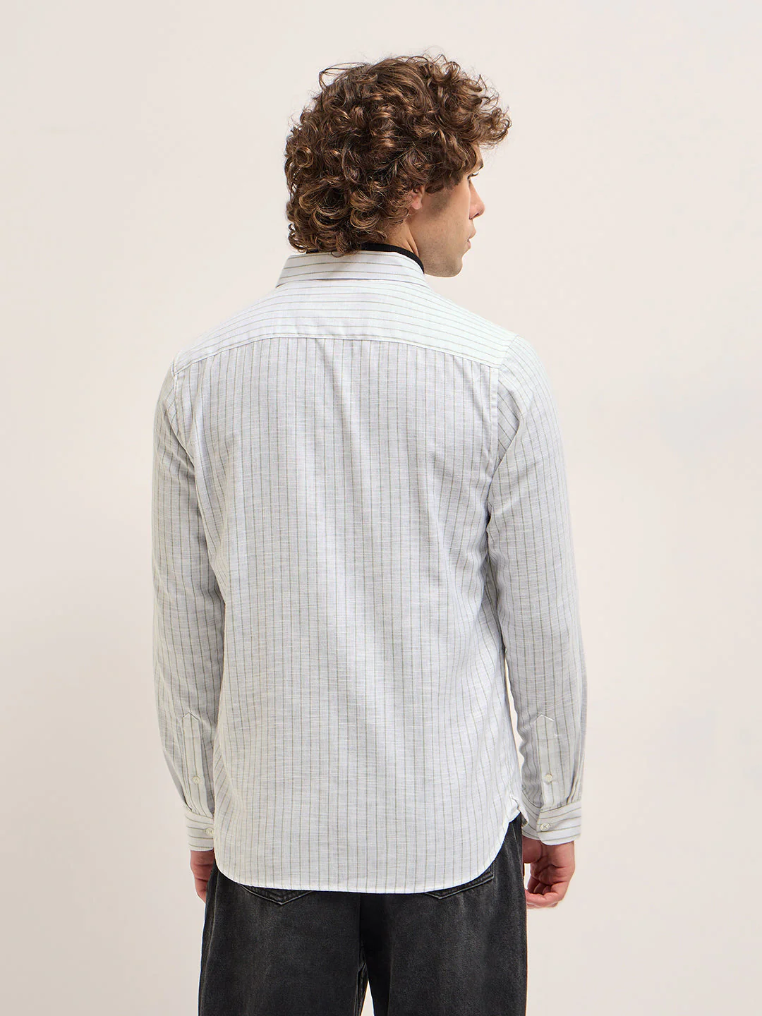 Men White Casual Shirt - Image 2
