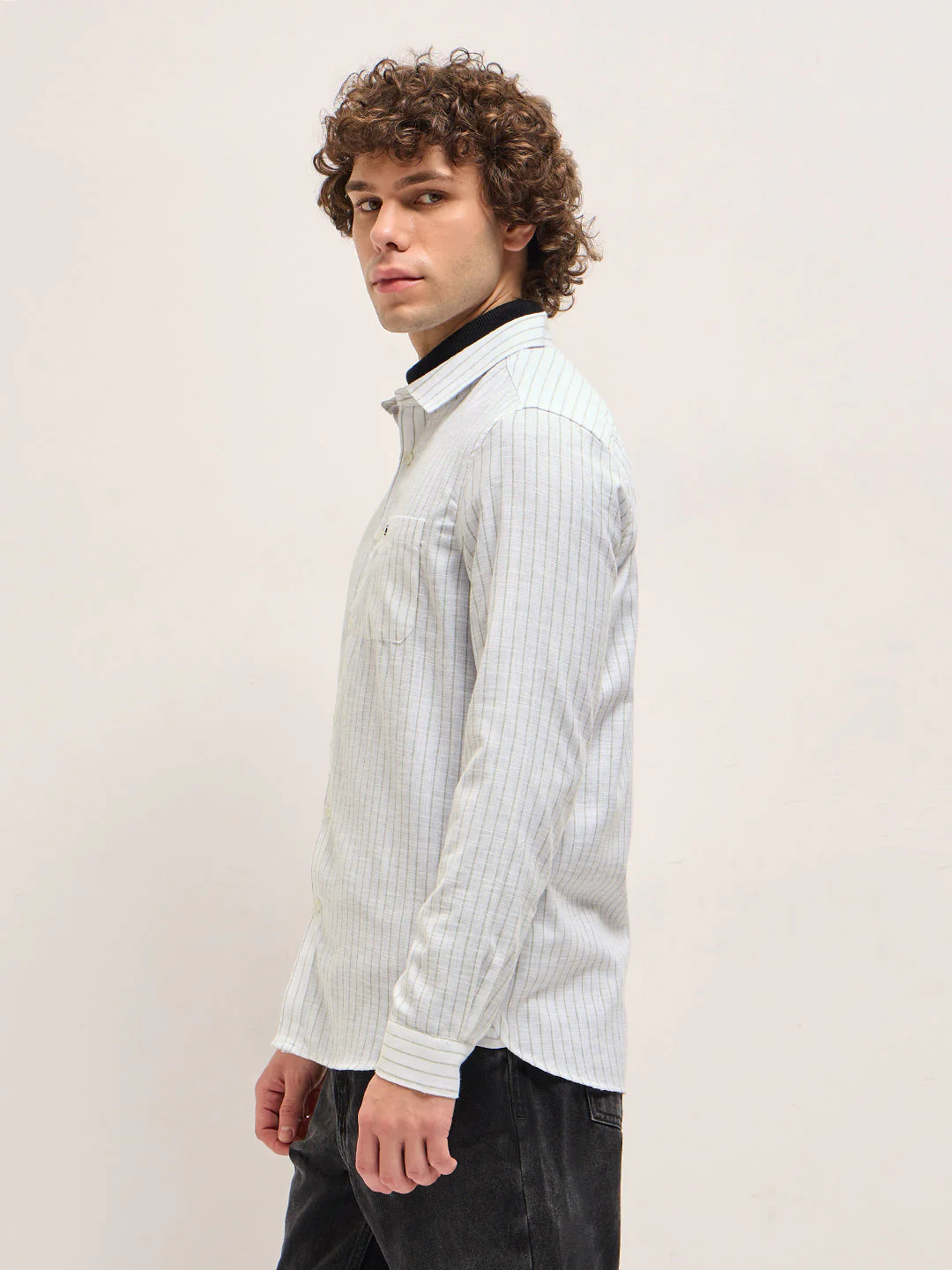 Men White Casual Shirt - Image 3