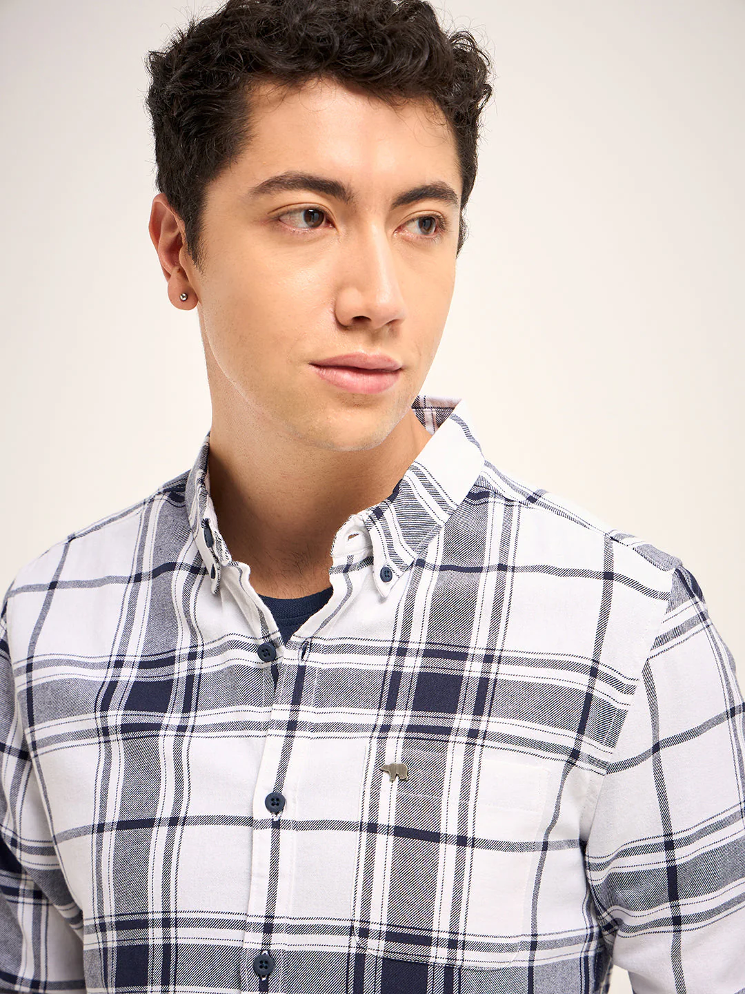 Men White Checked Slim Fit Casual Shirt - Image 5