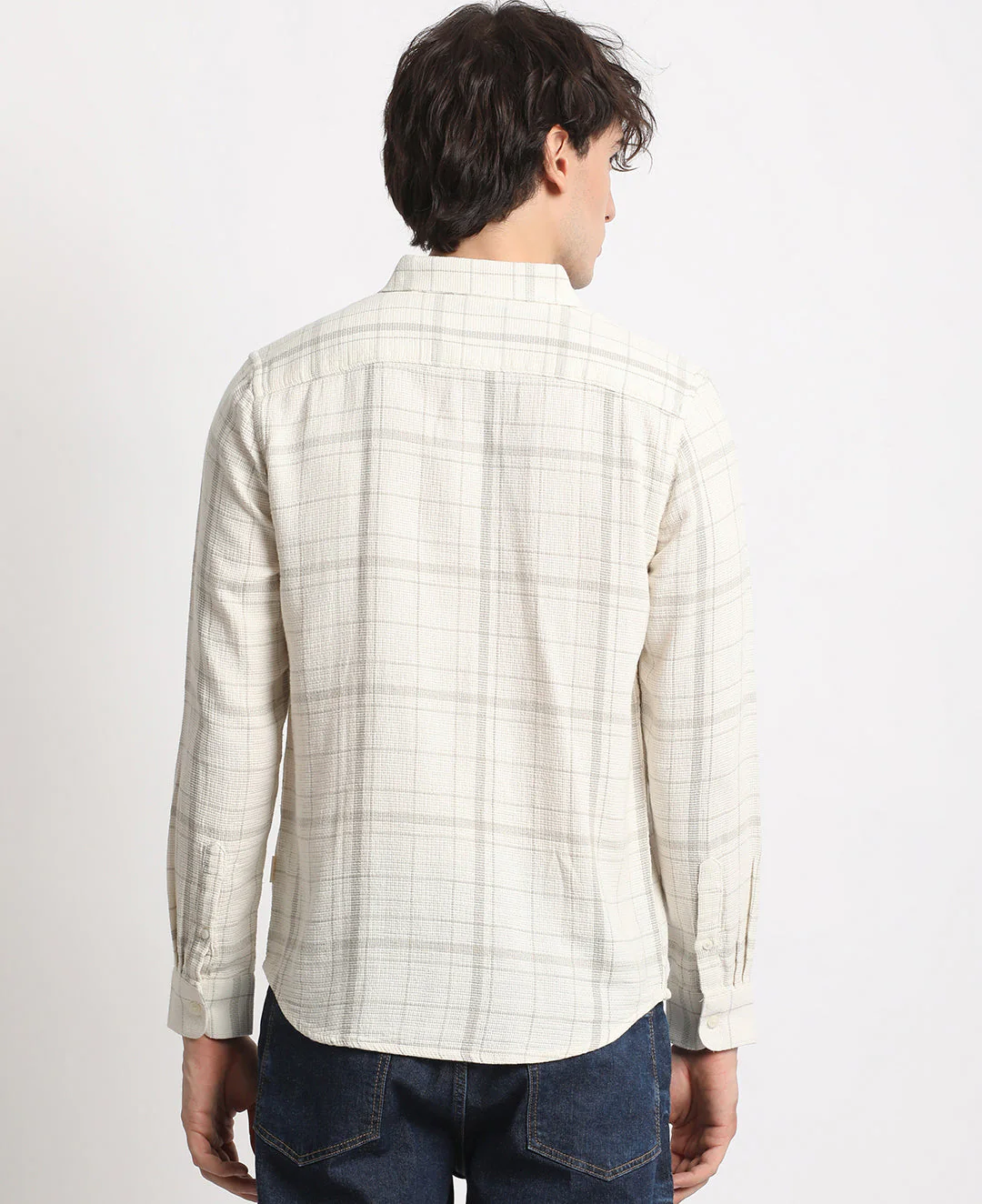 Men  White Checked Slim Fit Cotton Casual Shirt - Image 4