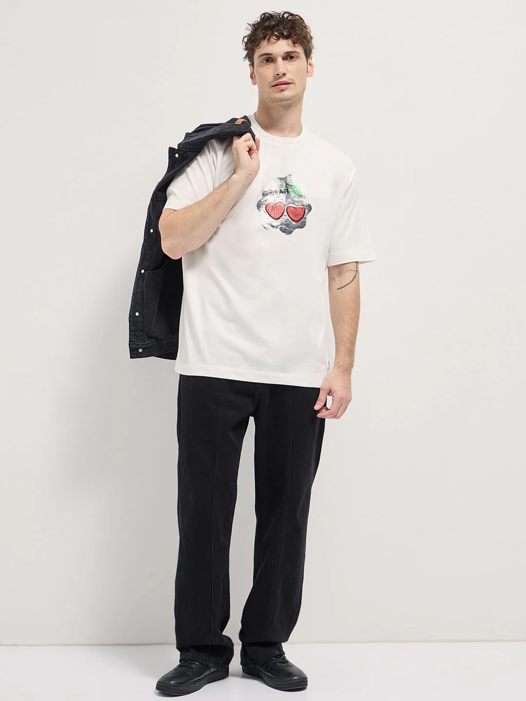Men White Cherry Graphic Design Crew Neck T-shirt - Image 4