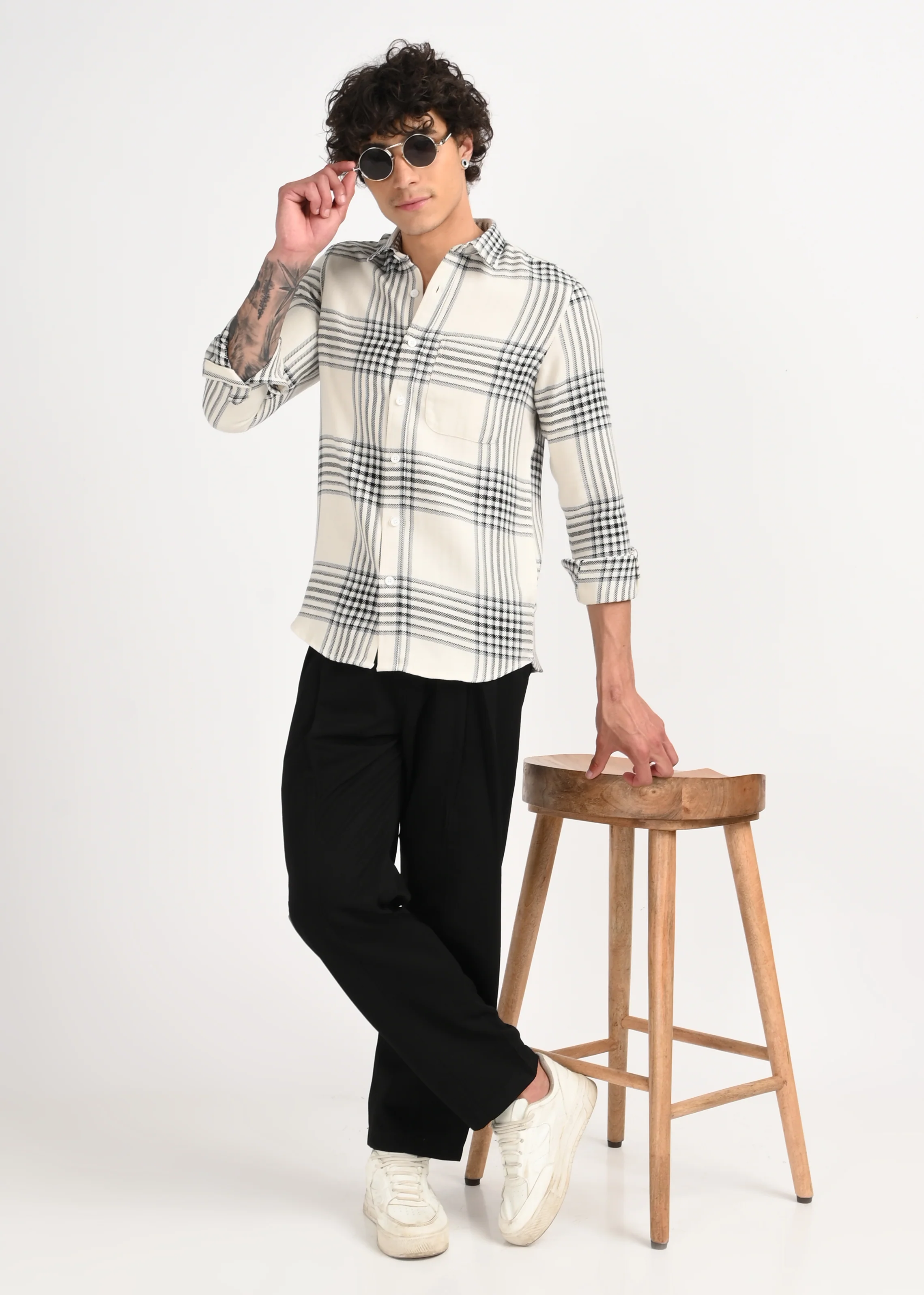 Men White Classic Bold Checked Shirt - Image 6