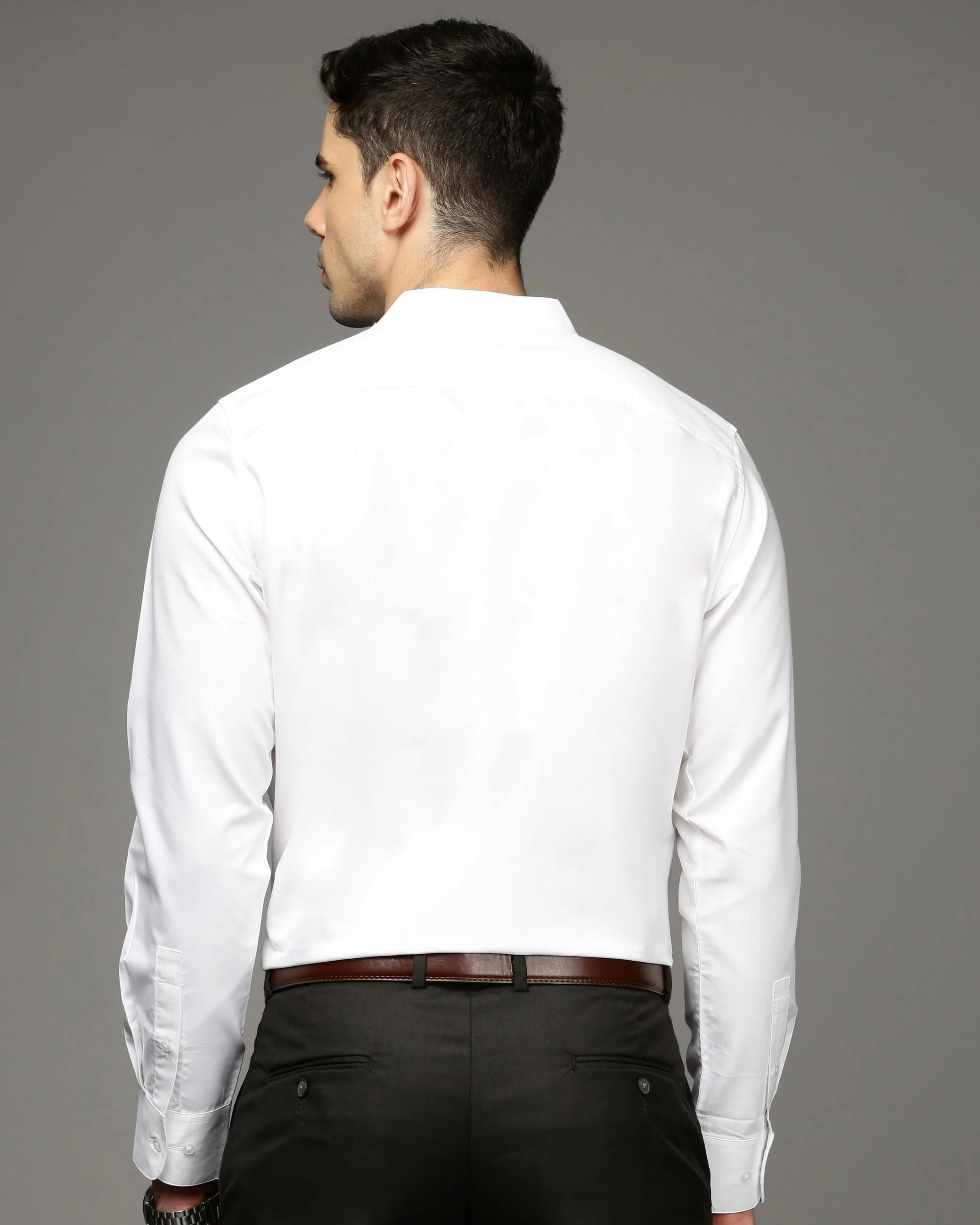 Men White Cotton Blend Slim Shirt - Image 4
