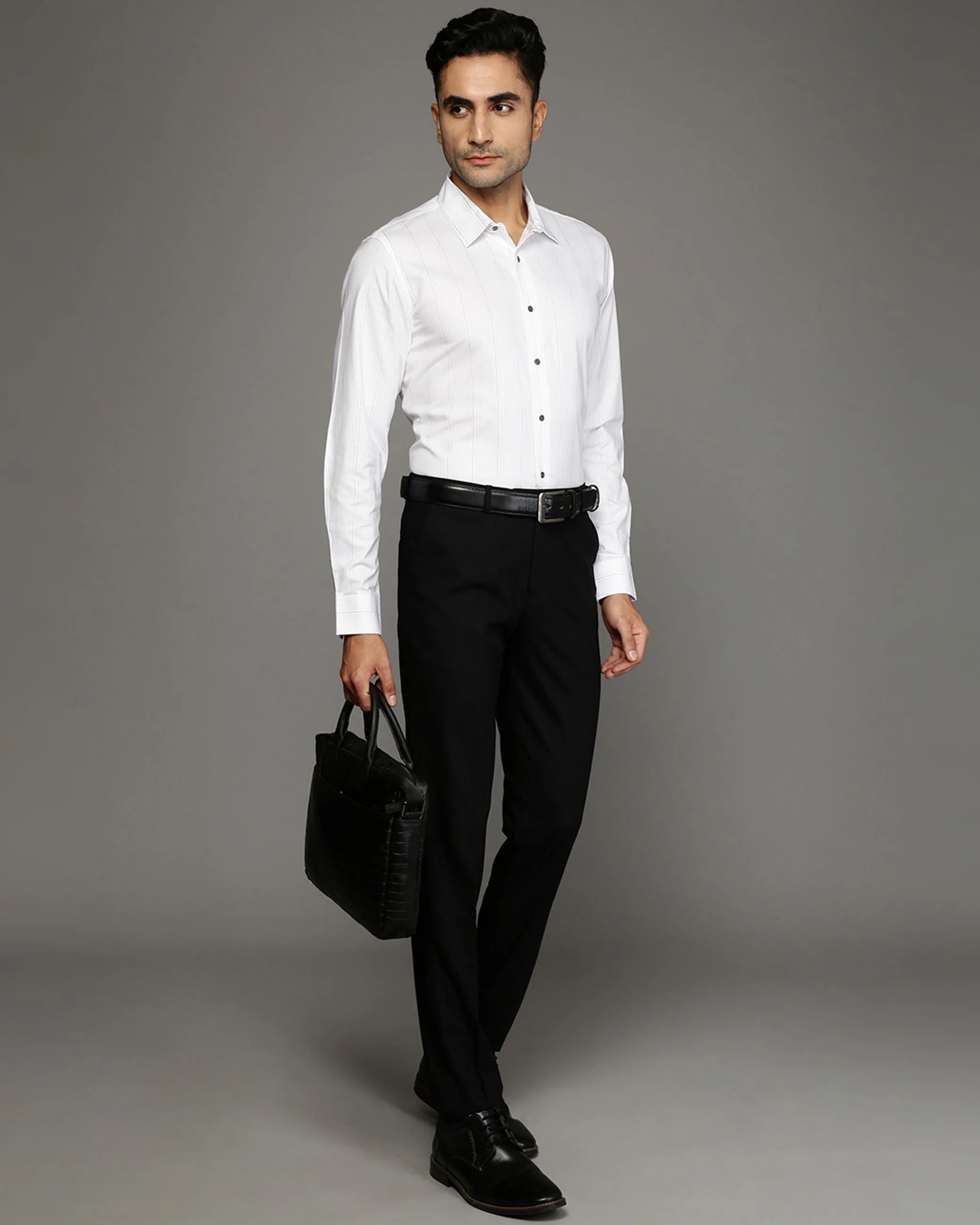 Men White Cotton Blend Slim Shirt - Image 5