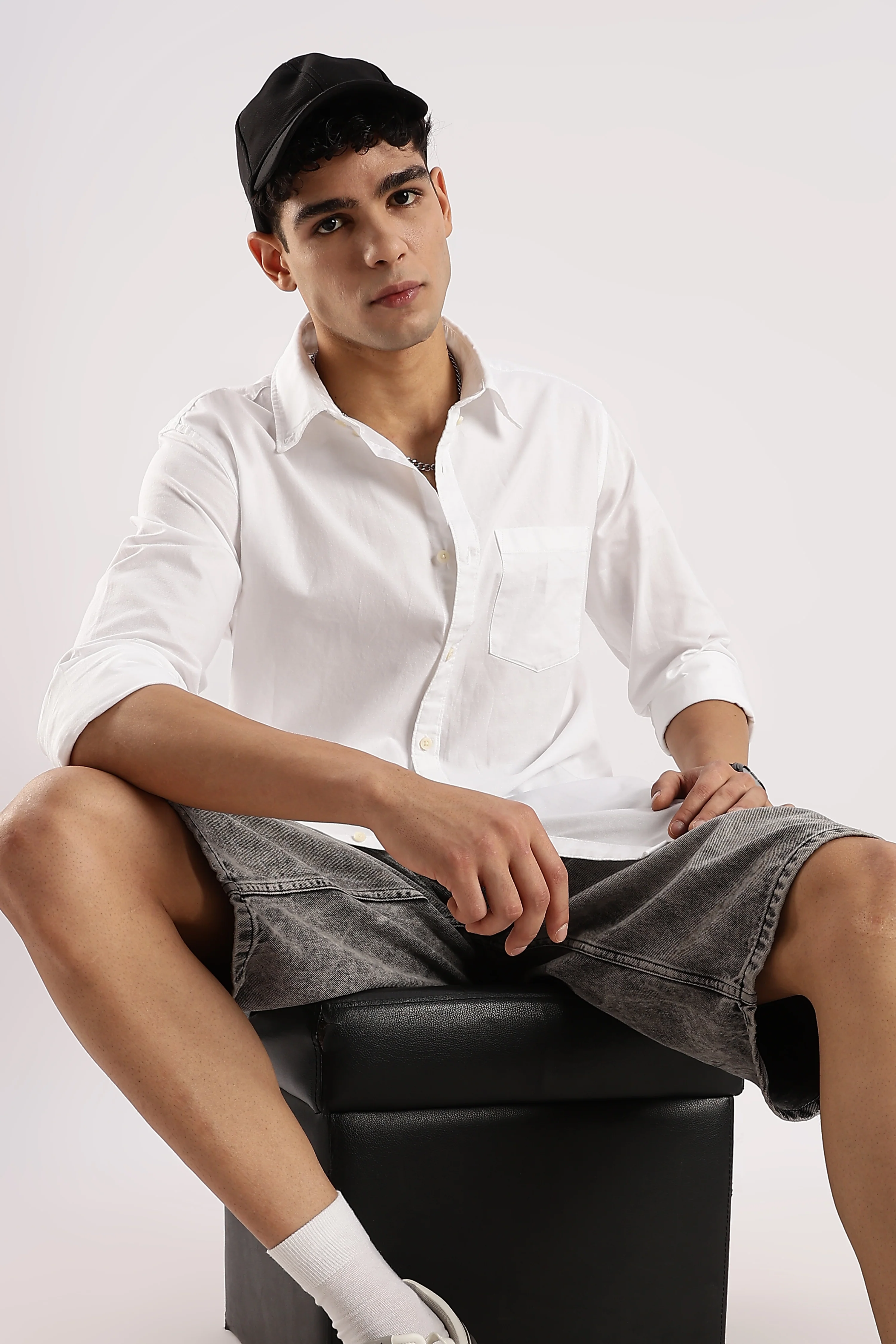 Men White Cotton Oxford Shirt - Image 10