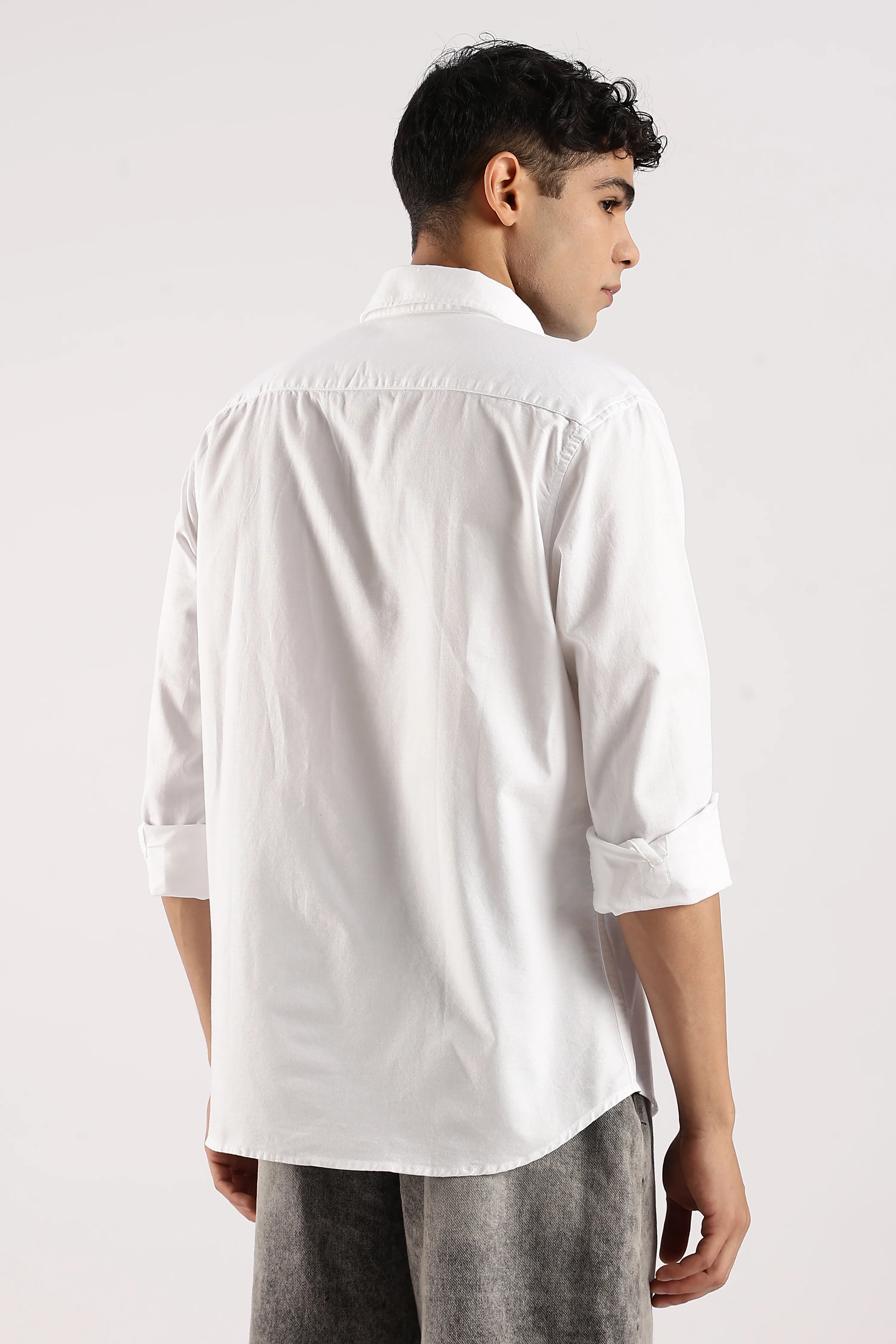 Men White Cotton Oxford Shirt - Image 3
