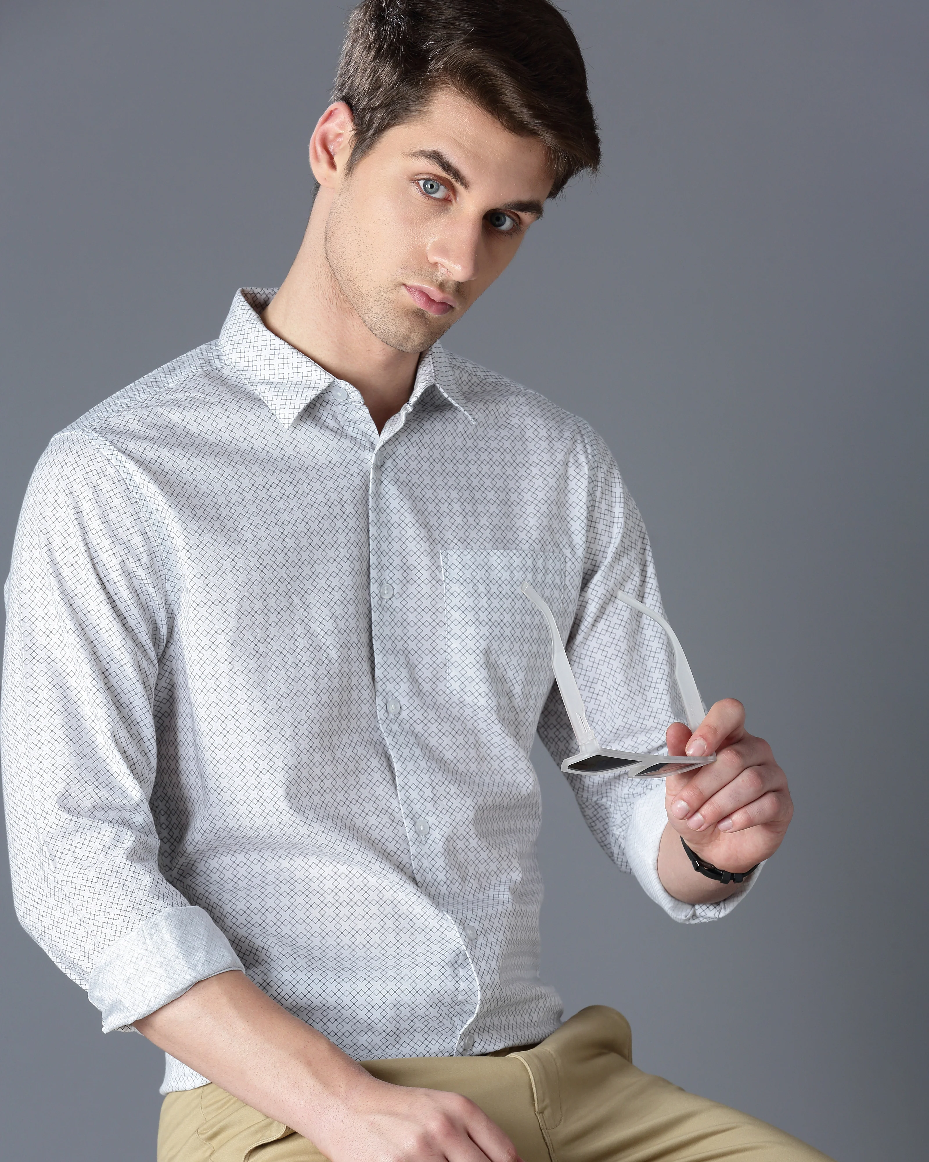 Men White Cotton Slim Shirt - Image 5