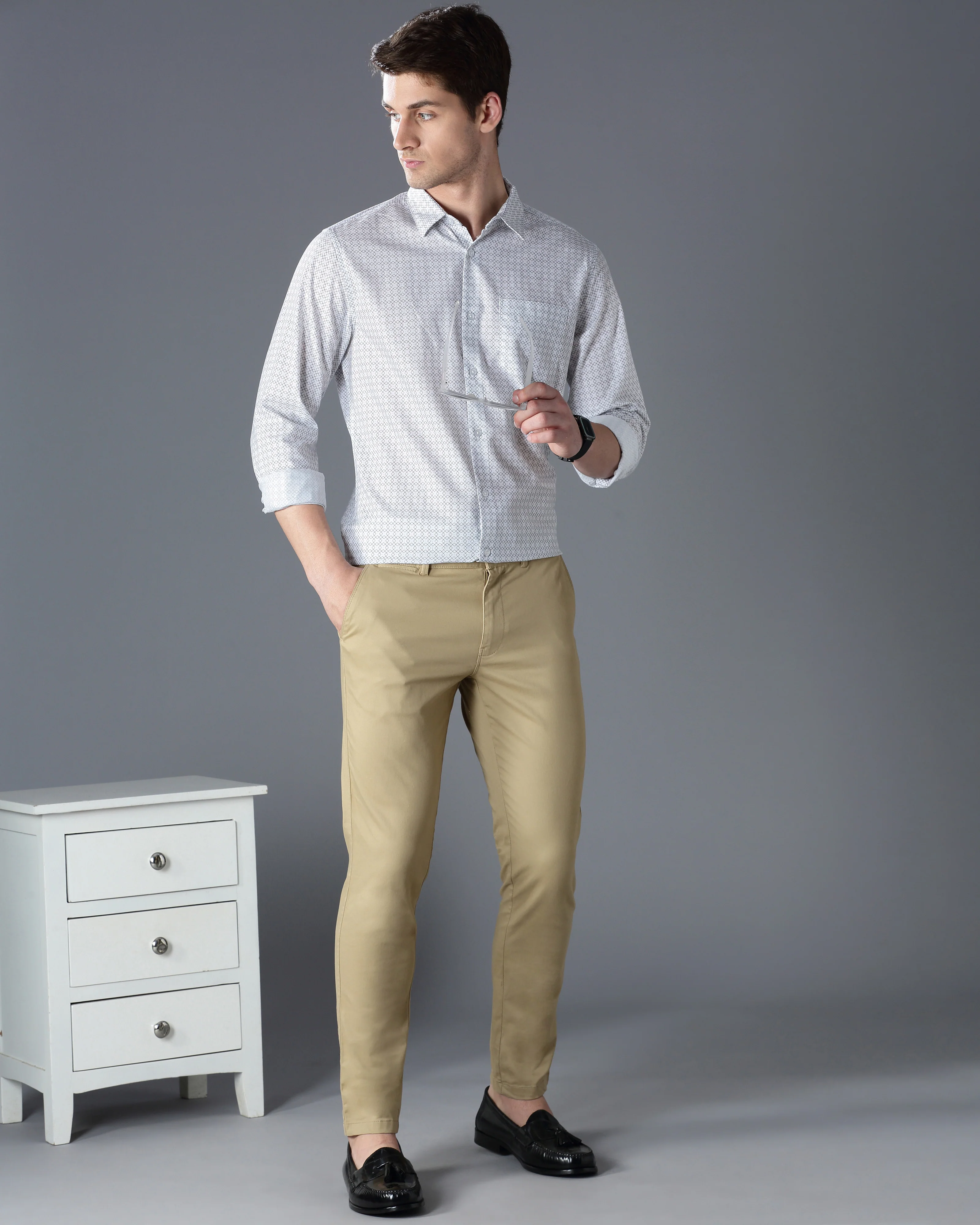 Men White Cotton Slim Shirt - Image 7
