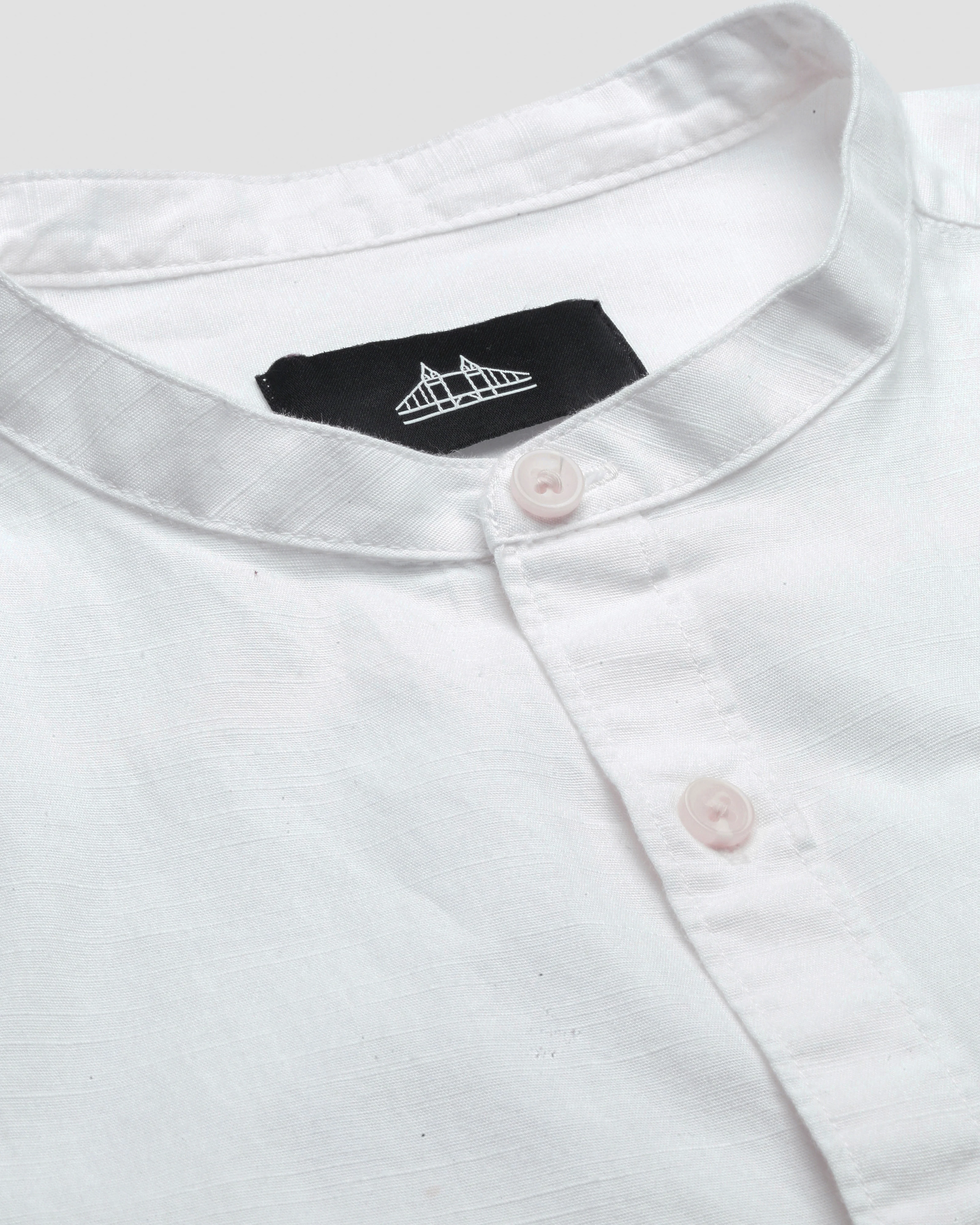 Men White Cotton Slim Shirt - Image 3