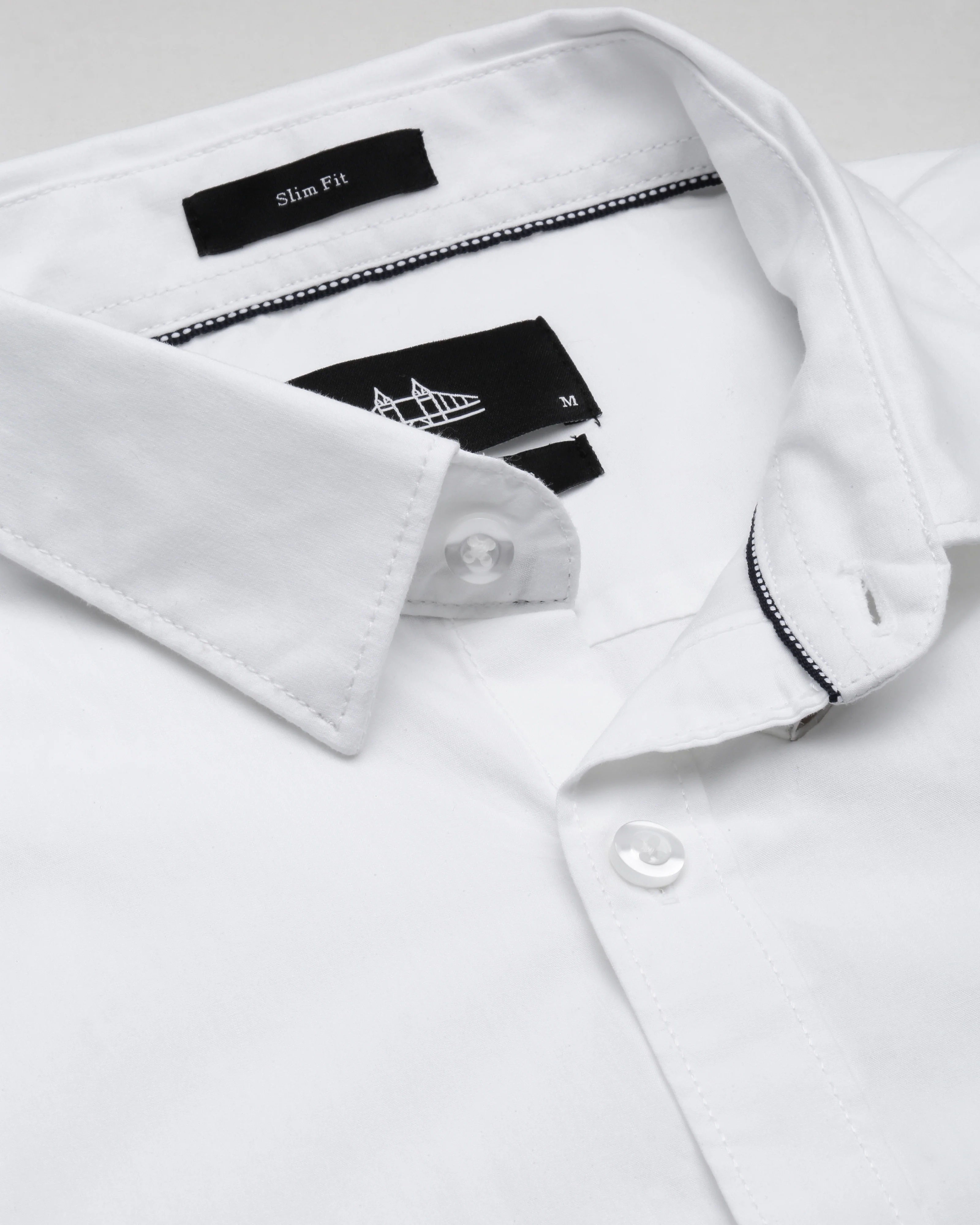 Men White Cotton Slim Shirt - Image 3