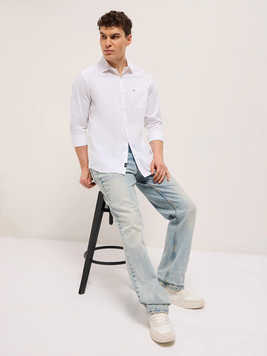 Men White Cotton Solid Slim Fit Casual Shirt - Image 4
