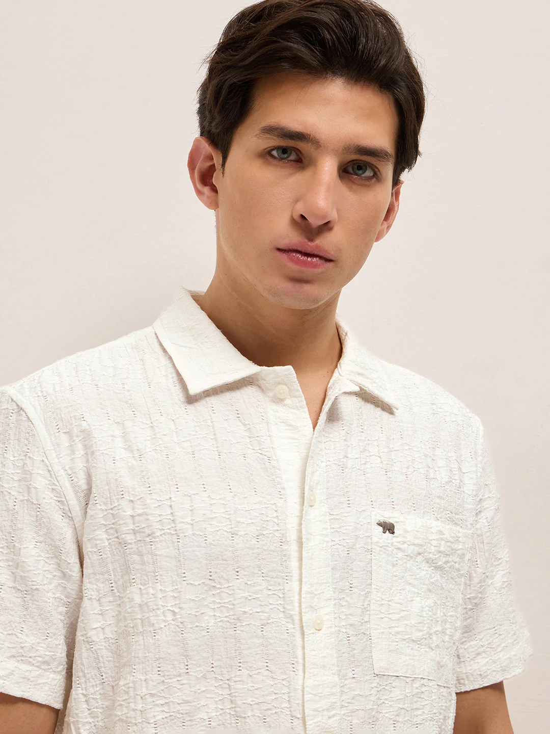 Men White Crinkle Textured Regular Fit Half-Sleeve Casual Shirt - Image 5