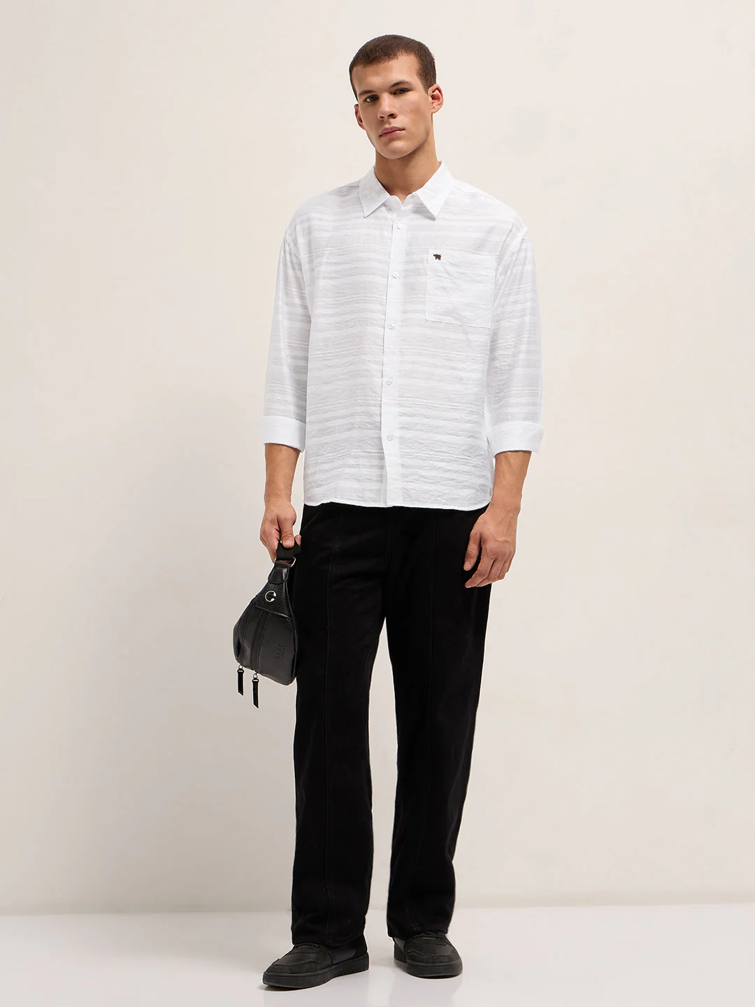 Men White Crinkled Horizontal Textured Stripe Relaxed Fit Casual Shirt - Image 3