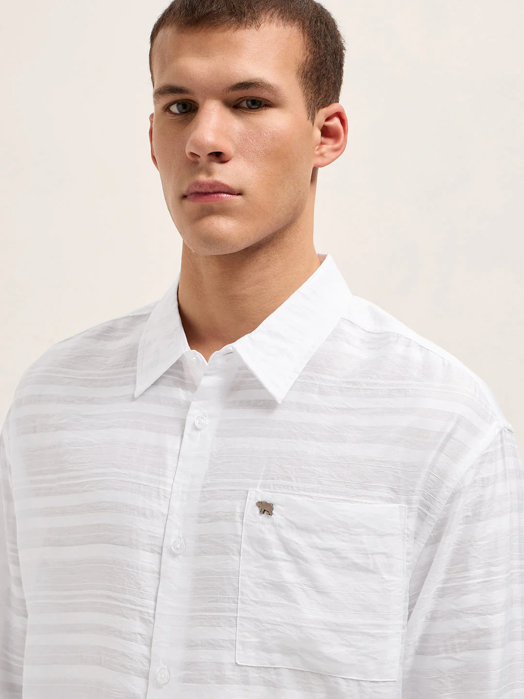 Men White Crinkled Horizontal Textured Stripe Relaxed Fit Casual Shirt - Image 5