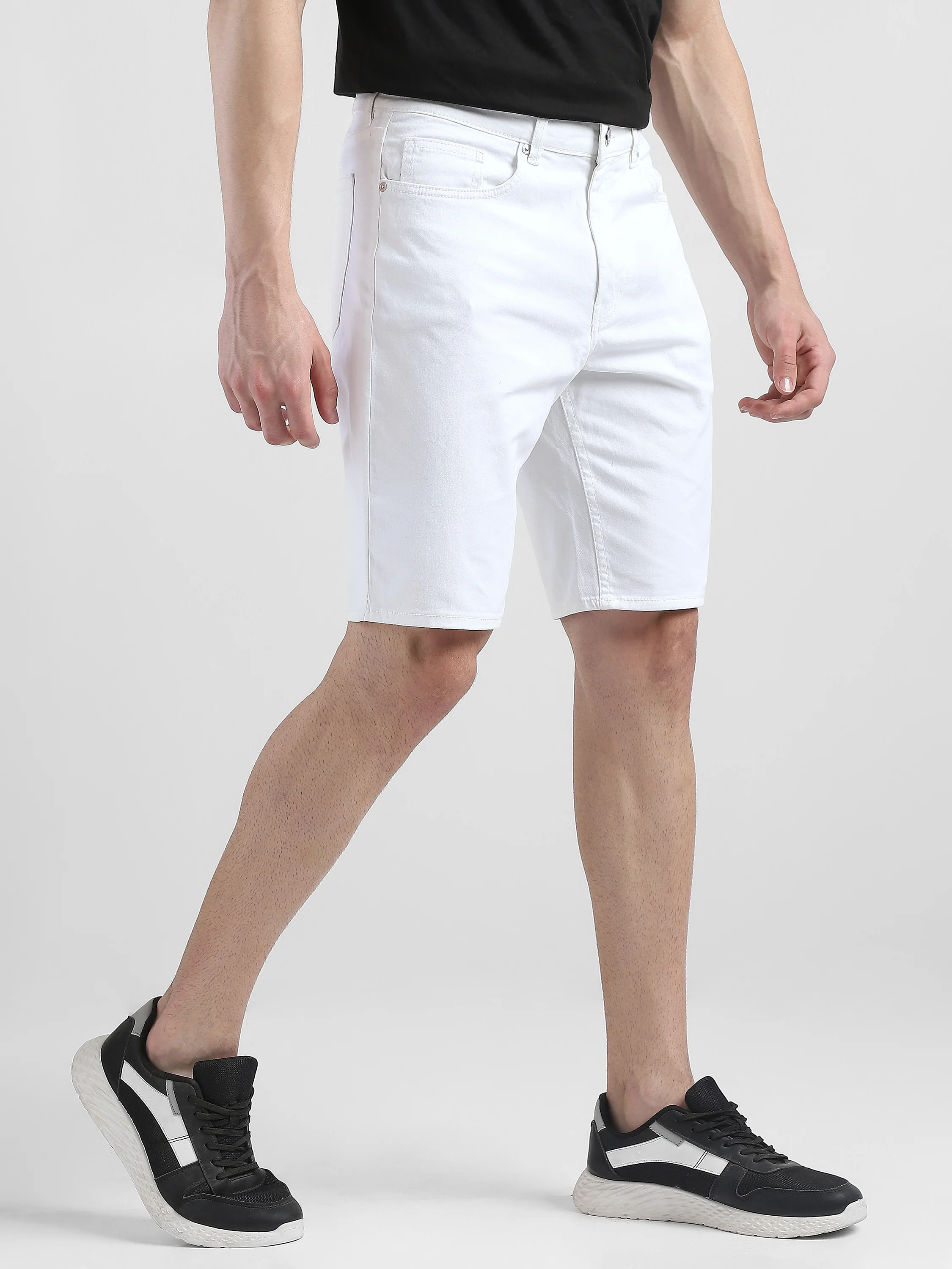Men White Denim Knee Length Shorts - Image 4