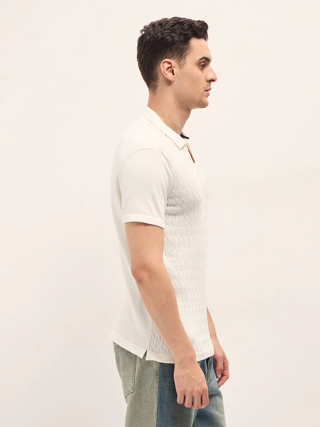 Men White Diagonal Knit Texture Regular Fit Polo - Image 3