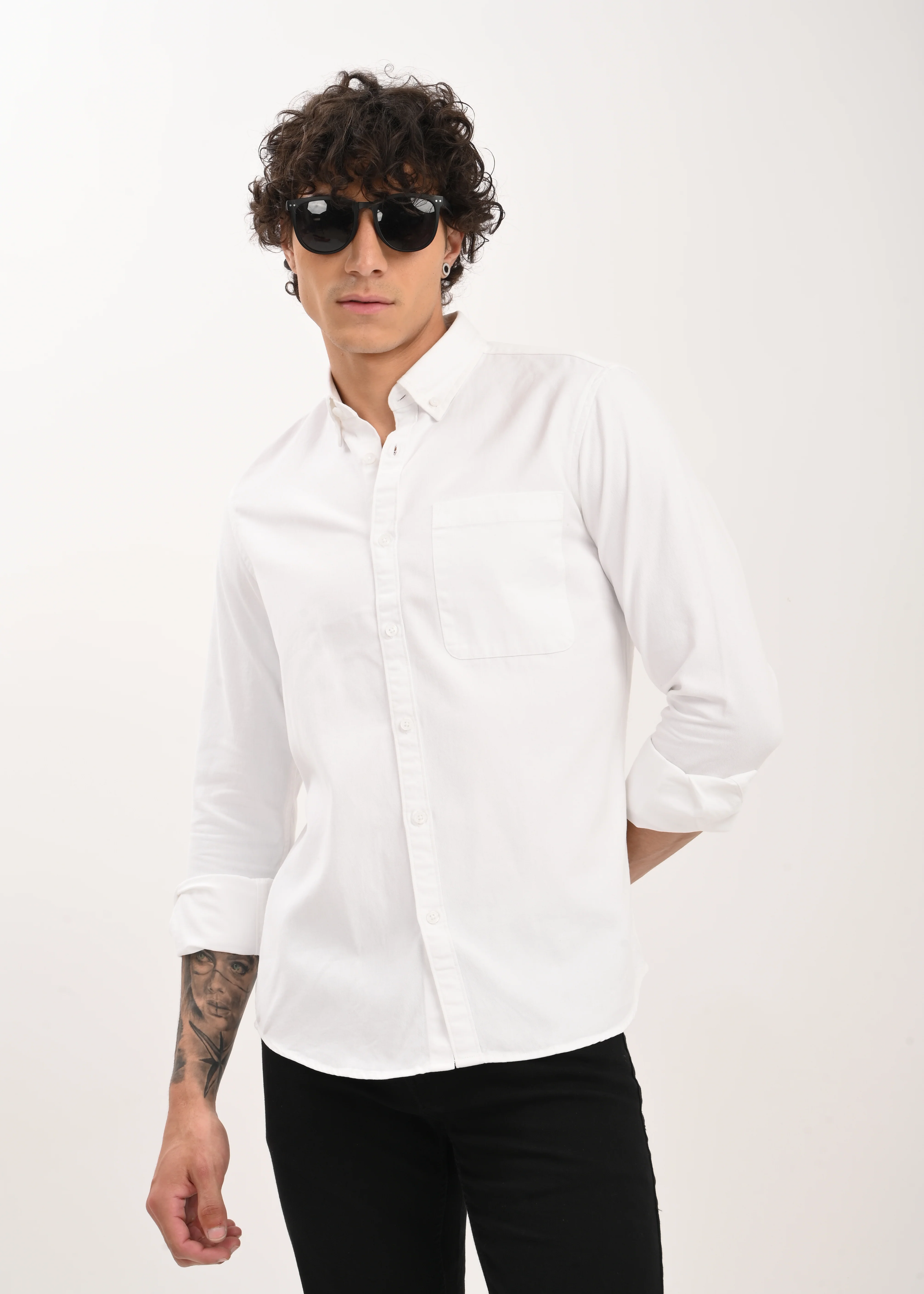 Men White Everyday Essential Solid Shirt - Image 10