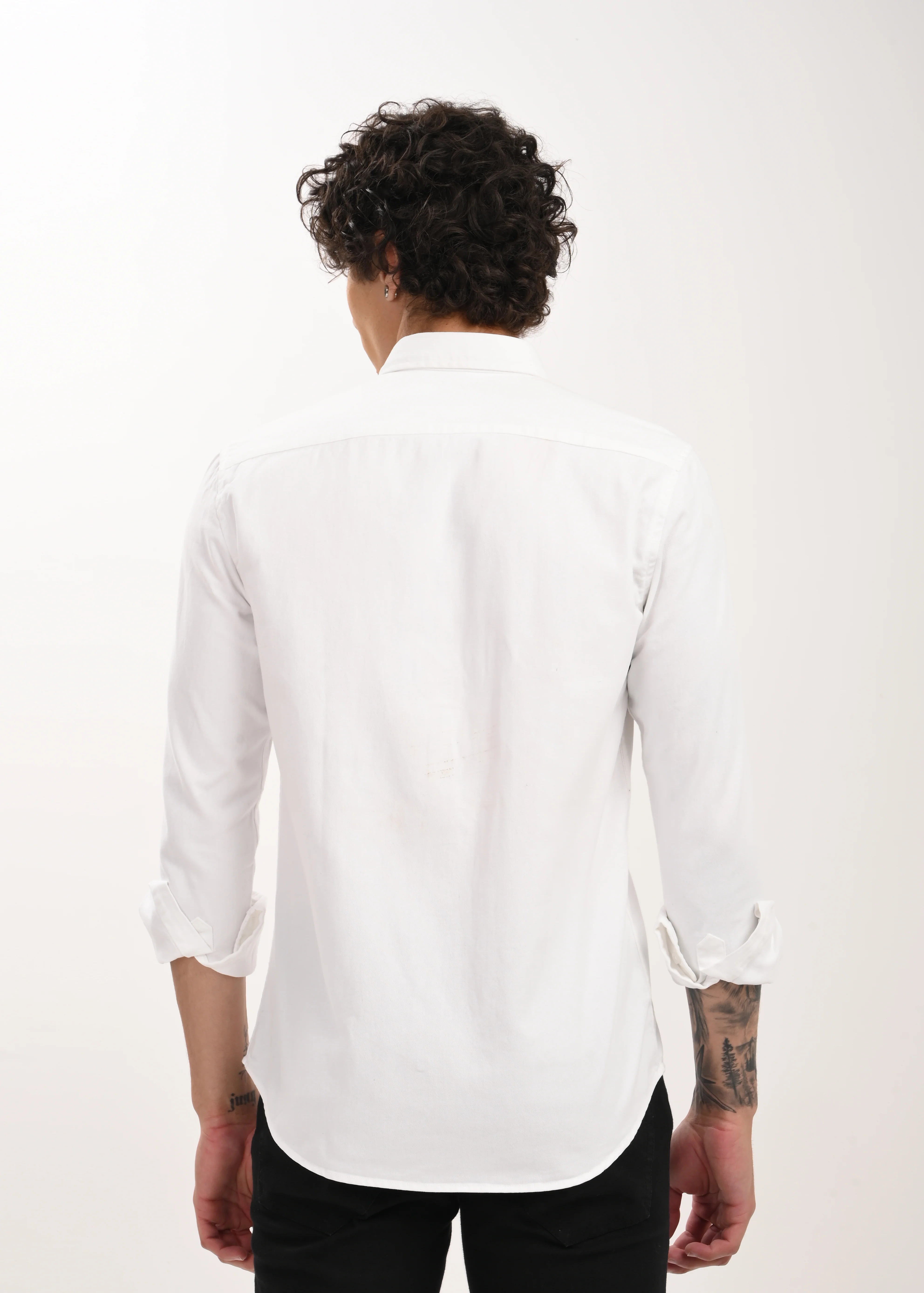 Men White Everyday Essential Solid Shirt - Image 2