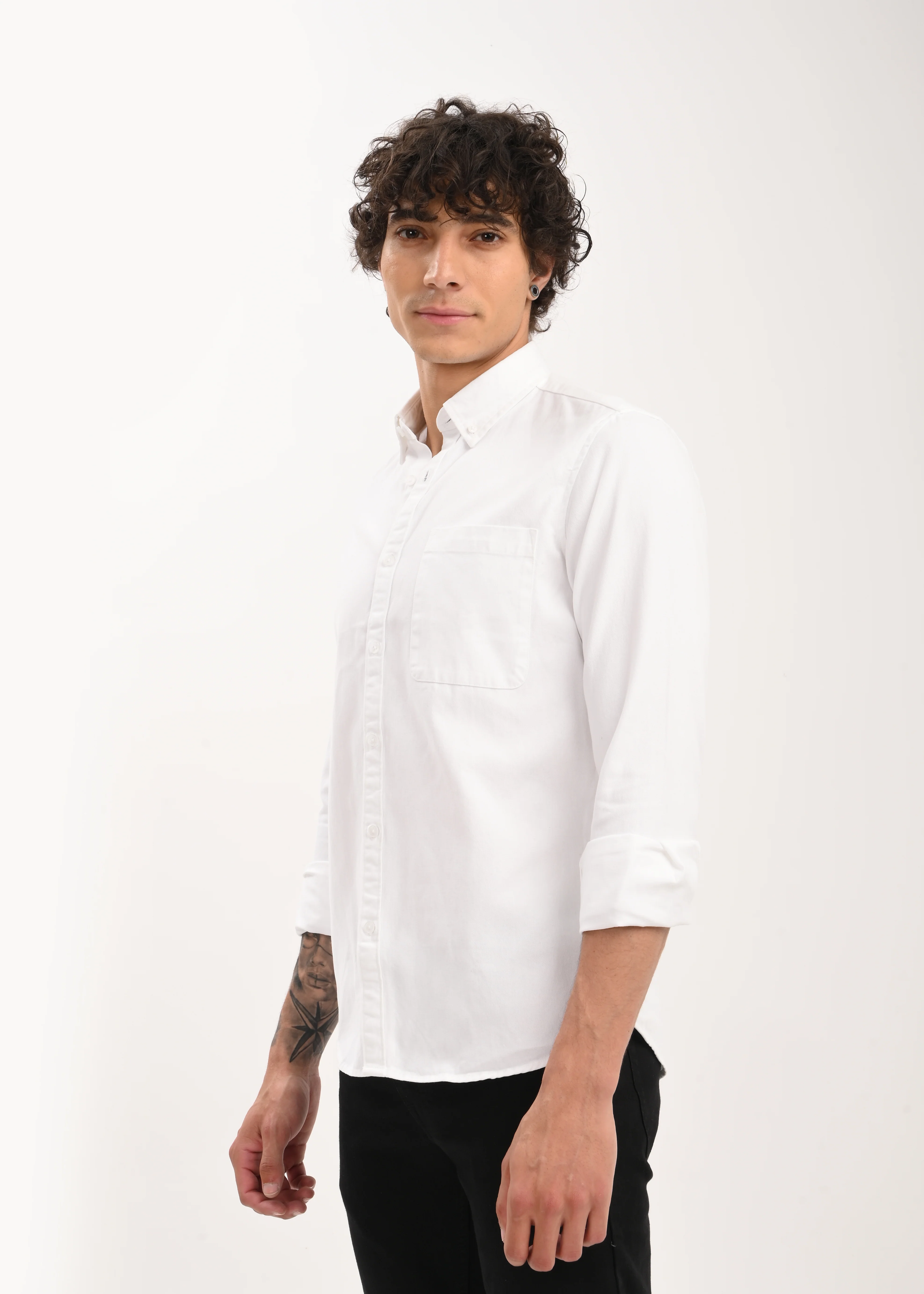 Men White Everyday Essential Solid Shirt - Image 3