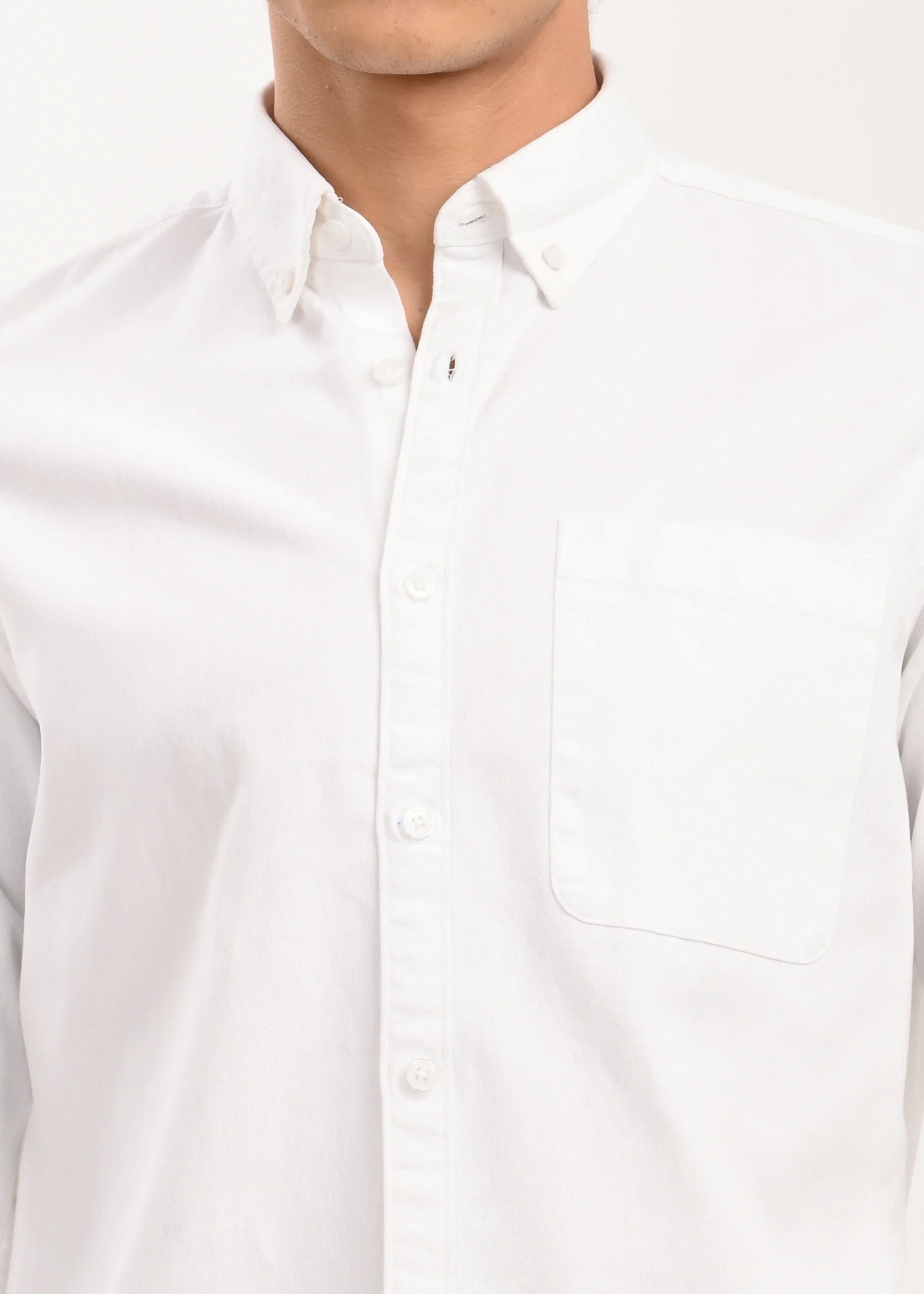 Men White Everyday Essential Solid Shirt - Image 7