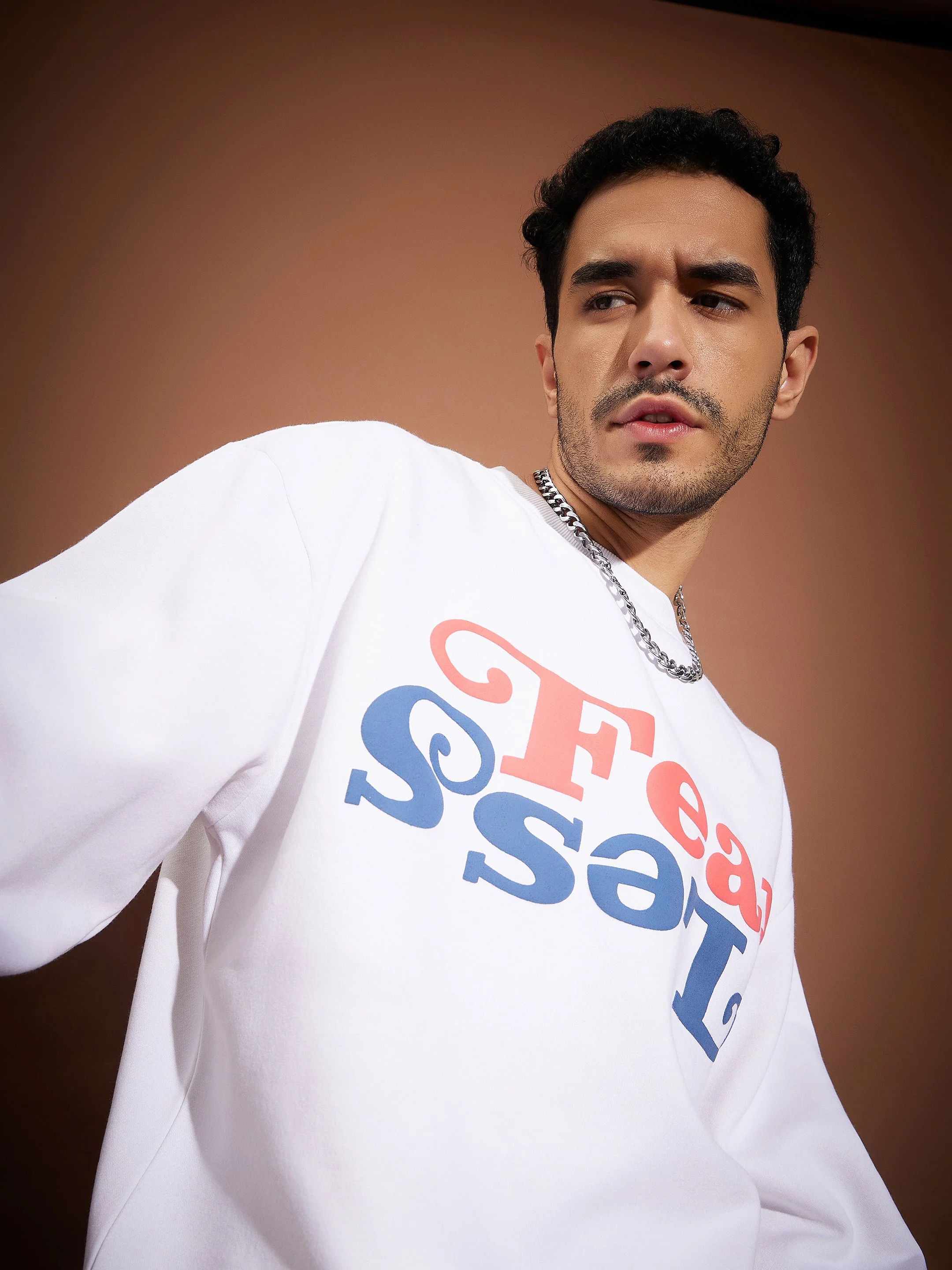 Men White Fear Less Oversized Sweatshirt With Joggers - Image 4