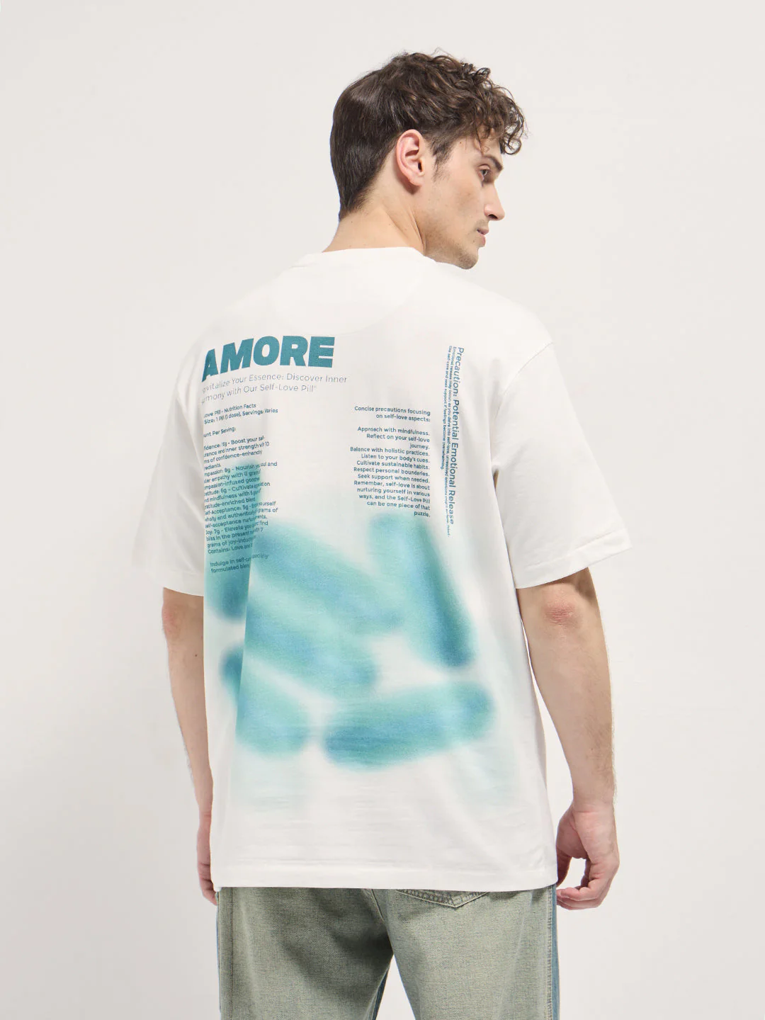 Men White Gradient Graphic Back Printed Oversize Crew Neck T-shirt - Image 2