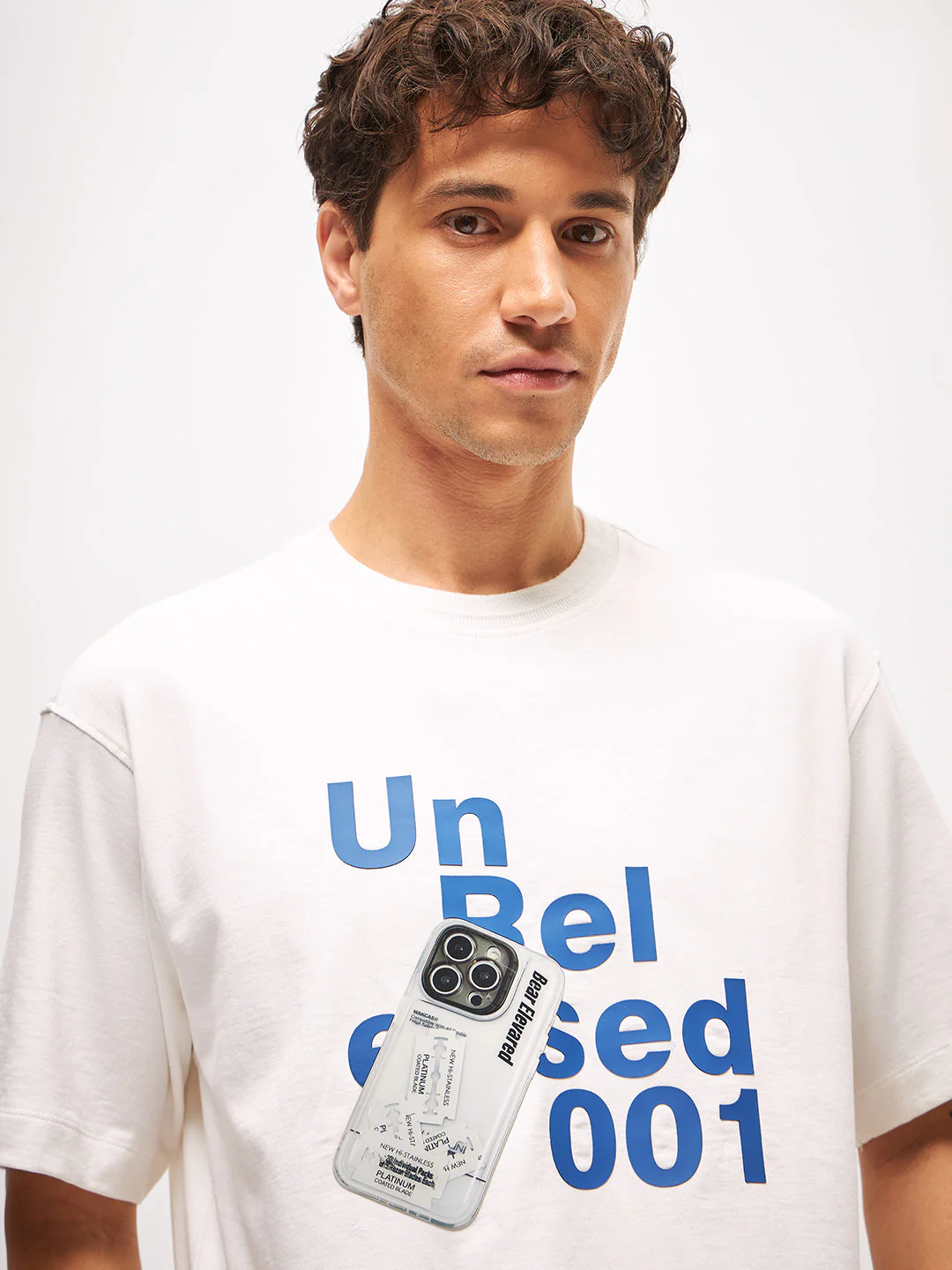 Men White Graphic Print Crew Neck T-Shirt - Image 5