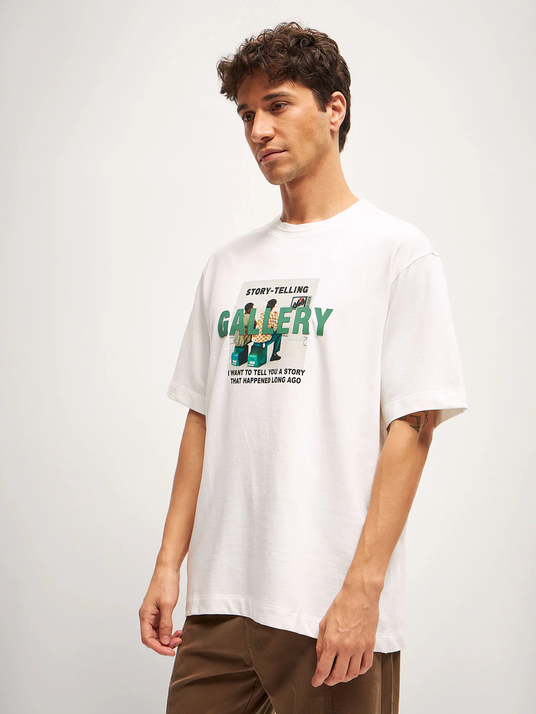 Men White Graphic Print Crew Neck T-Shirt - Image 3