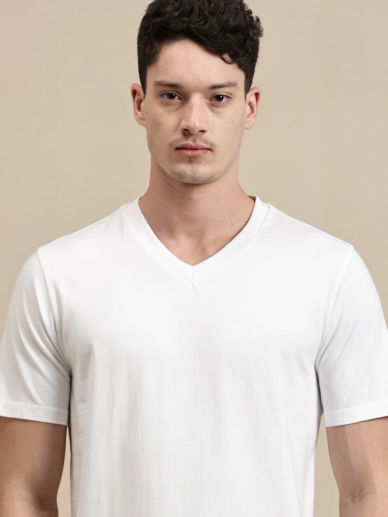 Men White Half Sleeve T-Shirt - Image 4