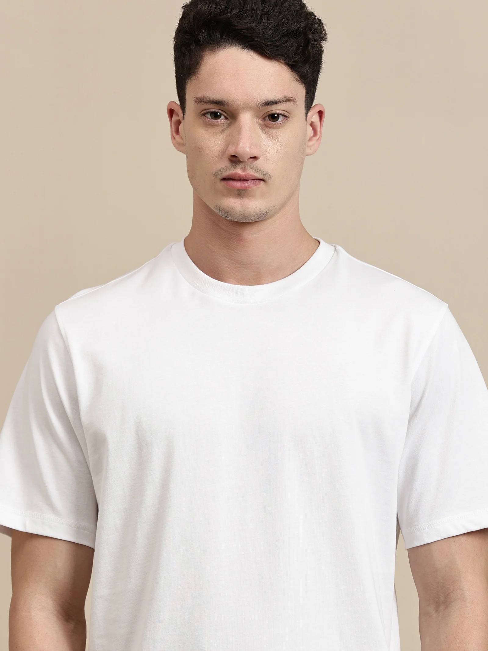 Men White Half Sleeve T-Shirt - Image 4