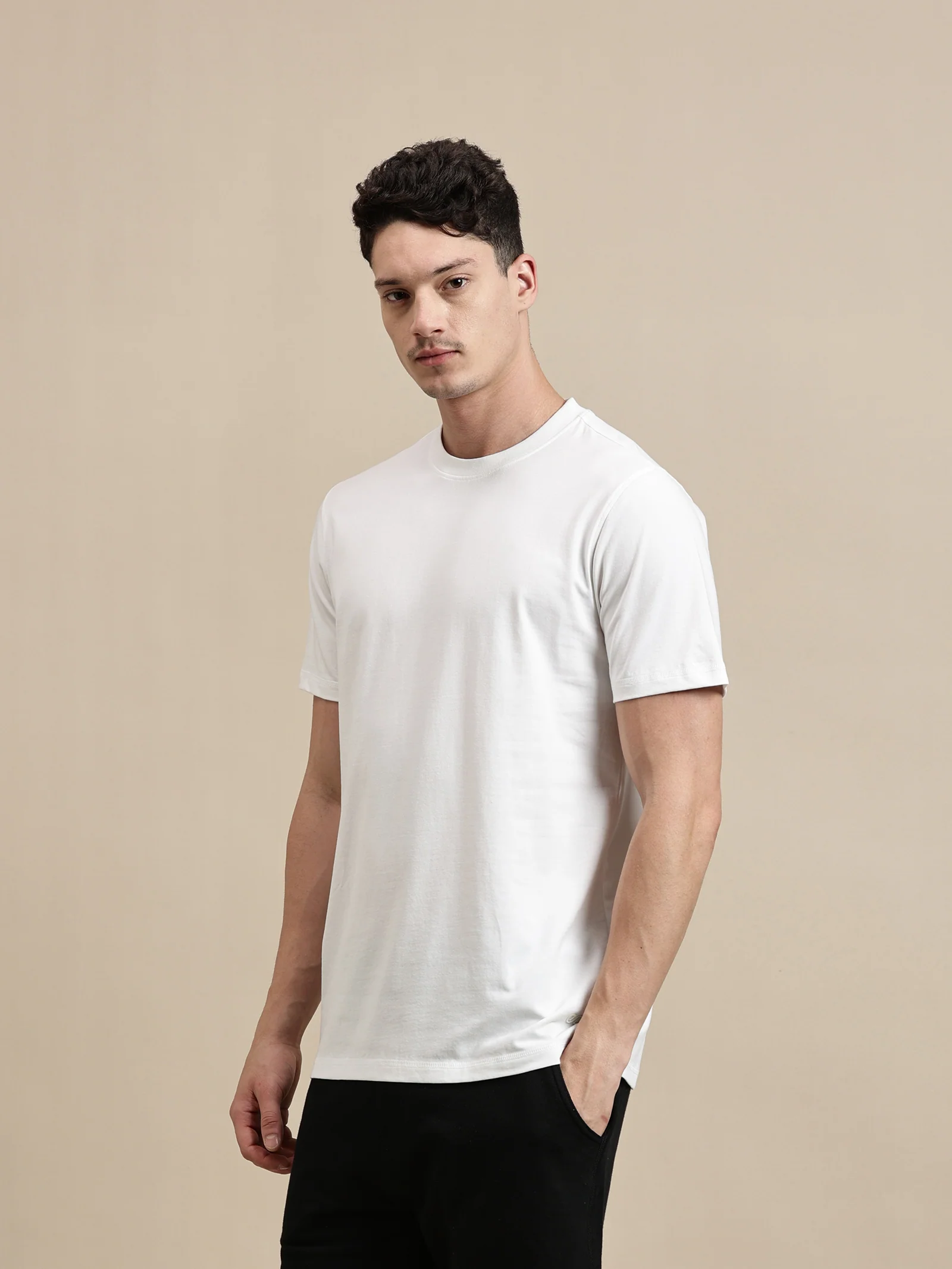 Men White Half Sleeve T-Shirt - Image 5