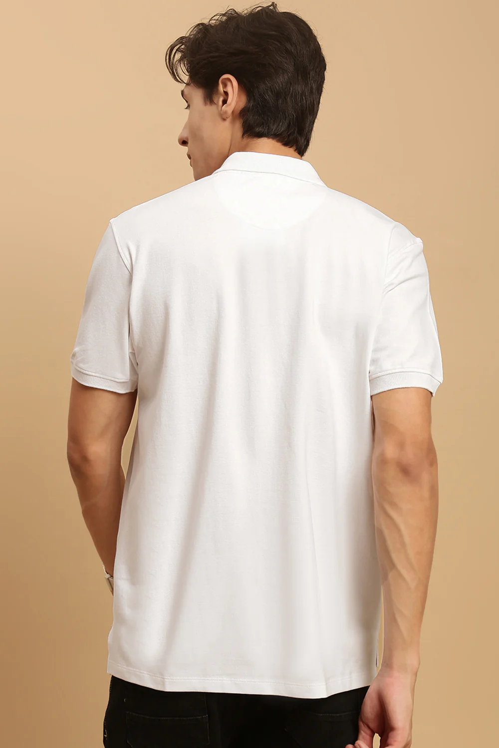 Men White Half Sleeve T-Shirt - Image 3