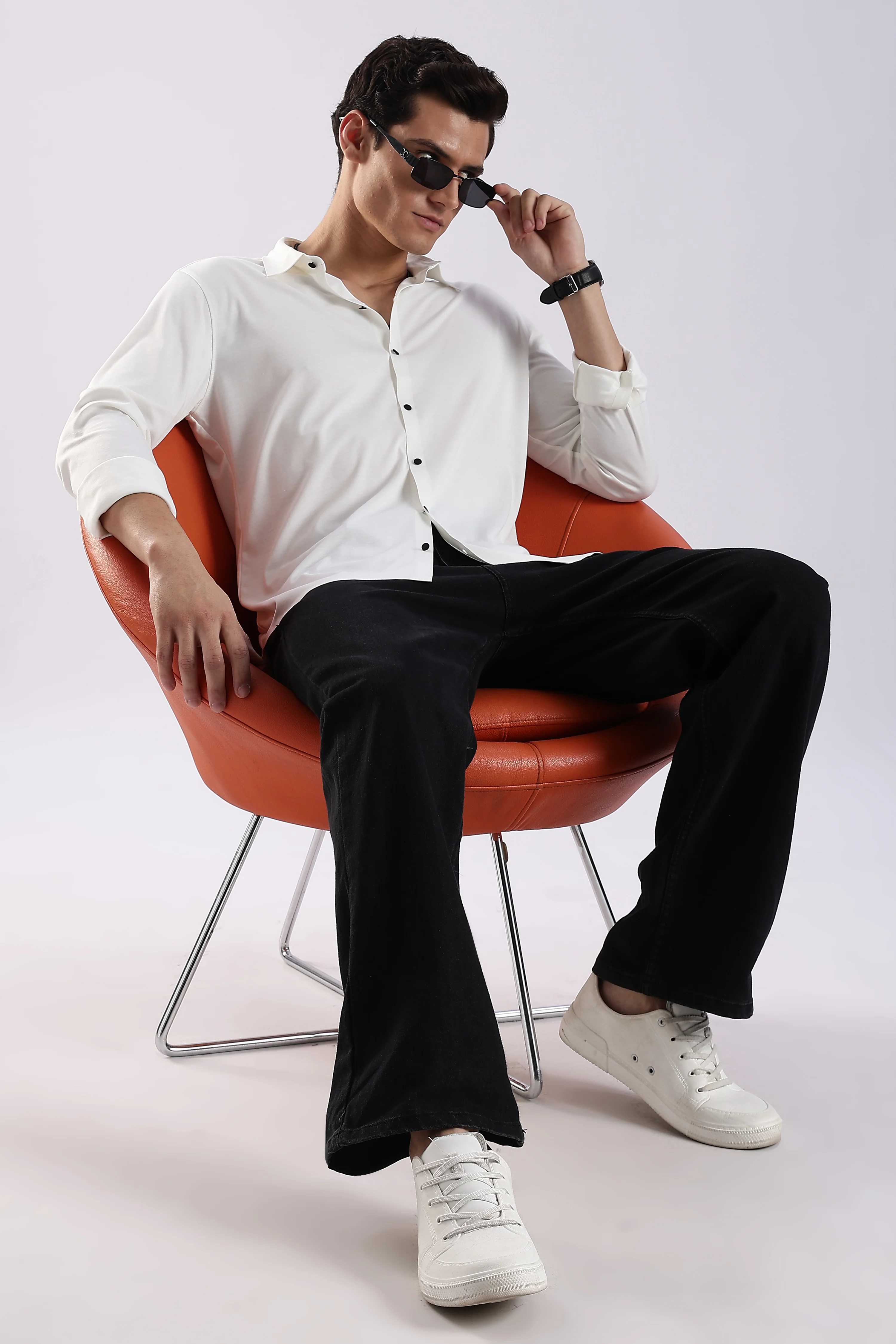 Men White Knitted Slim Fit Shirt - Image 9