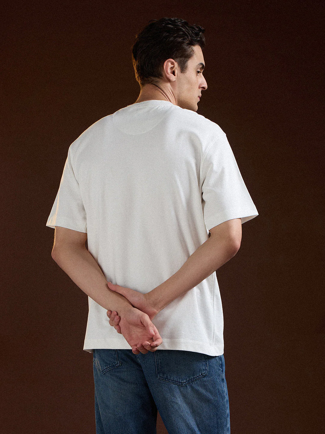 Men White Oversize Graphic Print Crew Neck T-shirt - Image 2