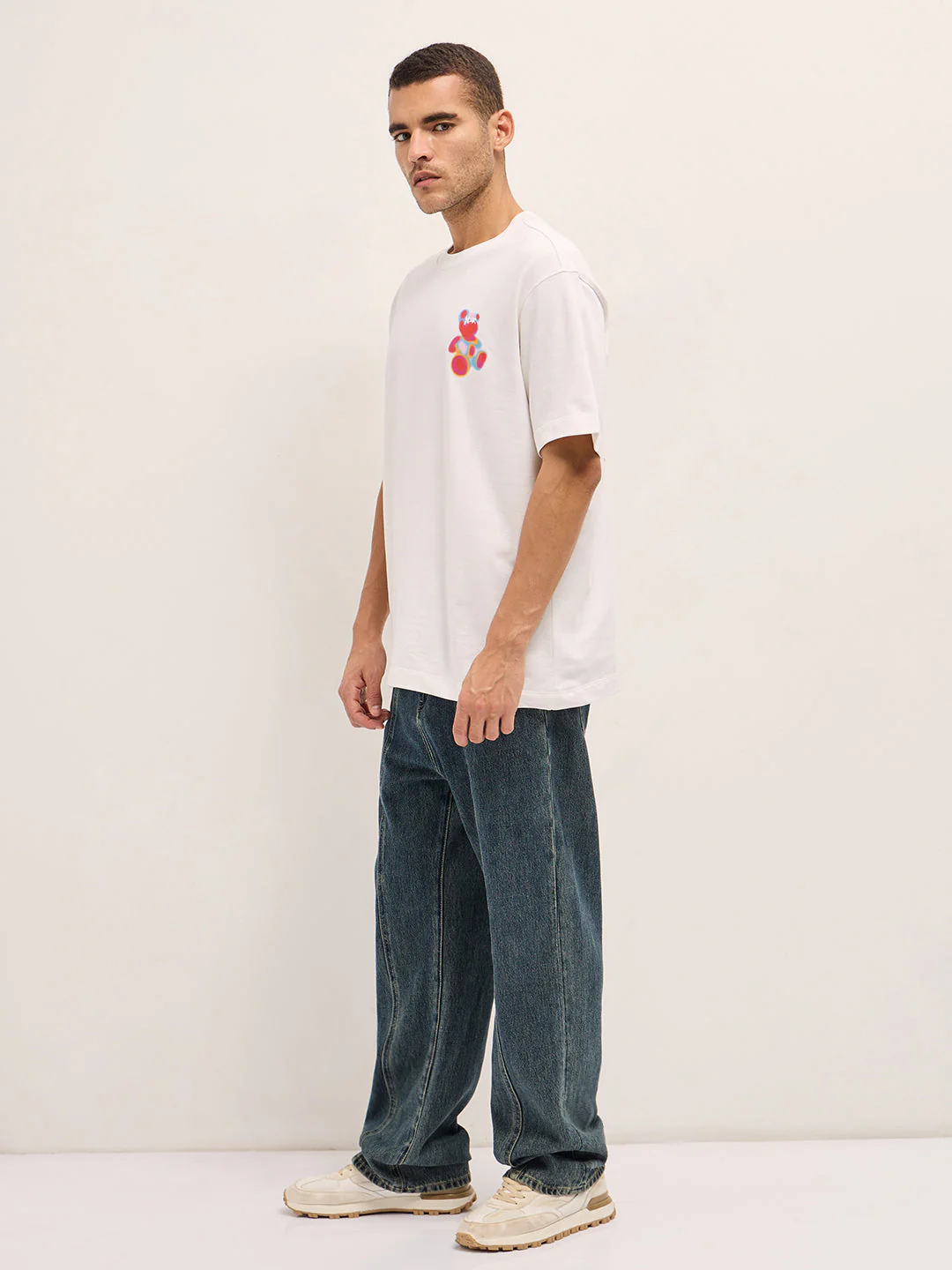 Men White Oversized T-shirt - Image 3