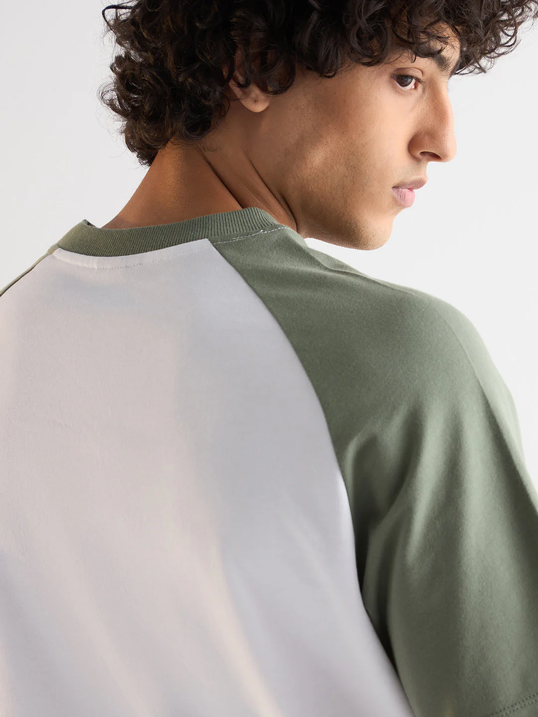 Men White Oversized Crew Neck T-Shirt - Image 4